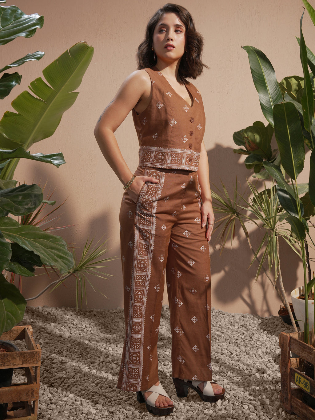 Vara By Vishudh Women Brown Blazer With Palazzos - Brown - Image 4