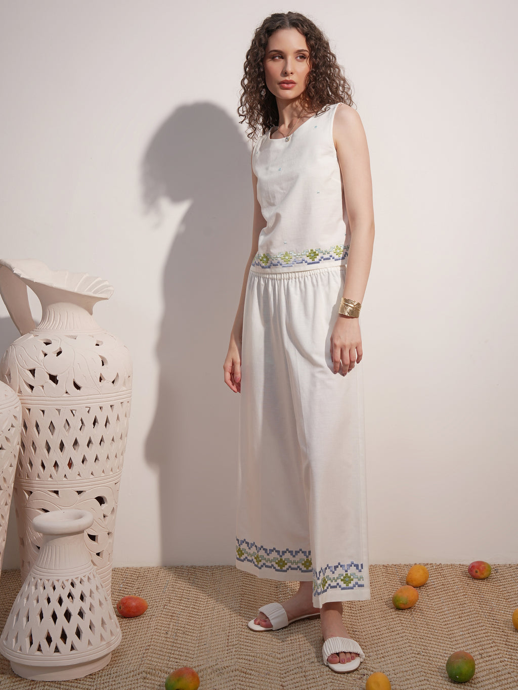 Vara By Vishudh Women White Top With Trouser - White - Image 2