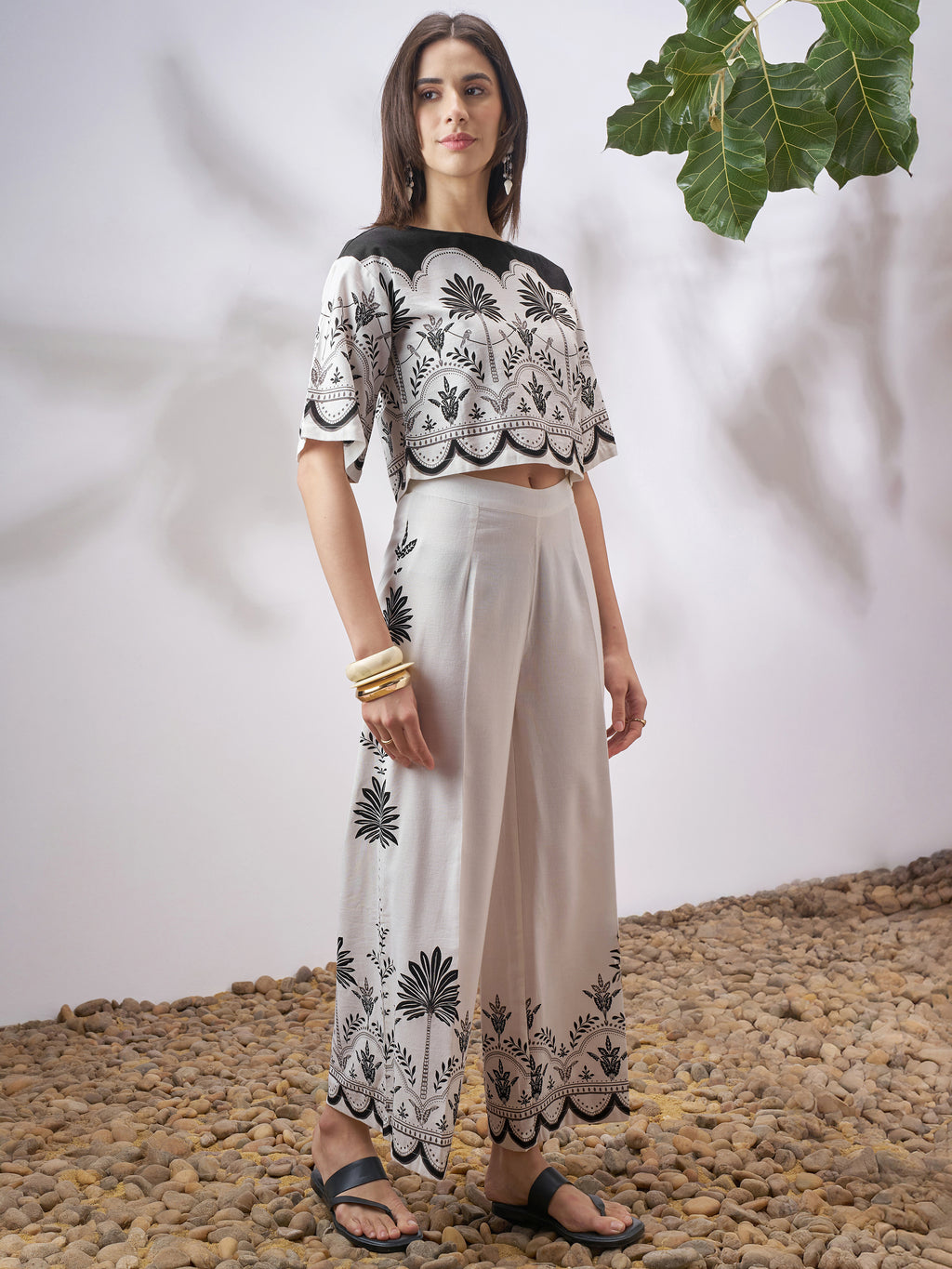 Vara By Vishudh Women Off White Top With Palazzo Co-Ords - Off White - Image 4