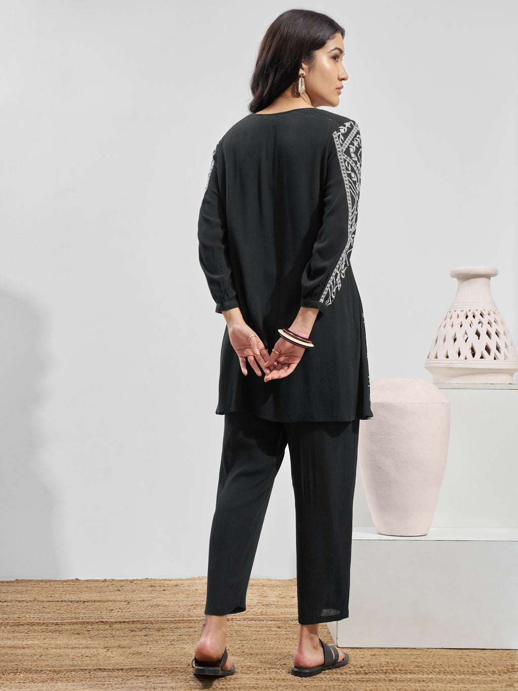 Vara By Vishudh Women Black Top With Trouser Co-Ords - Black - Image 3