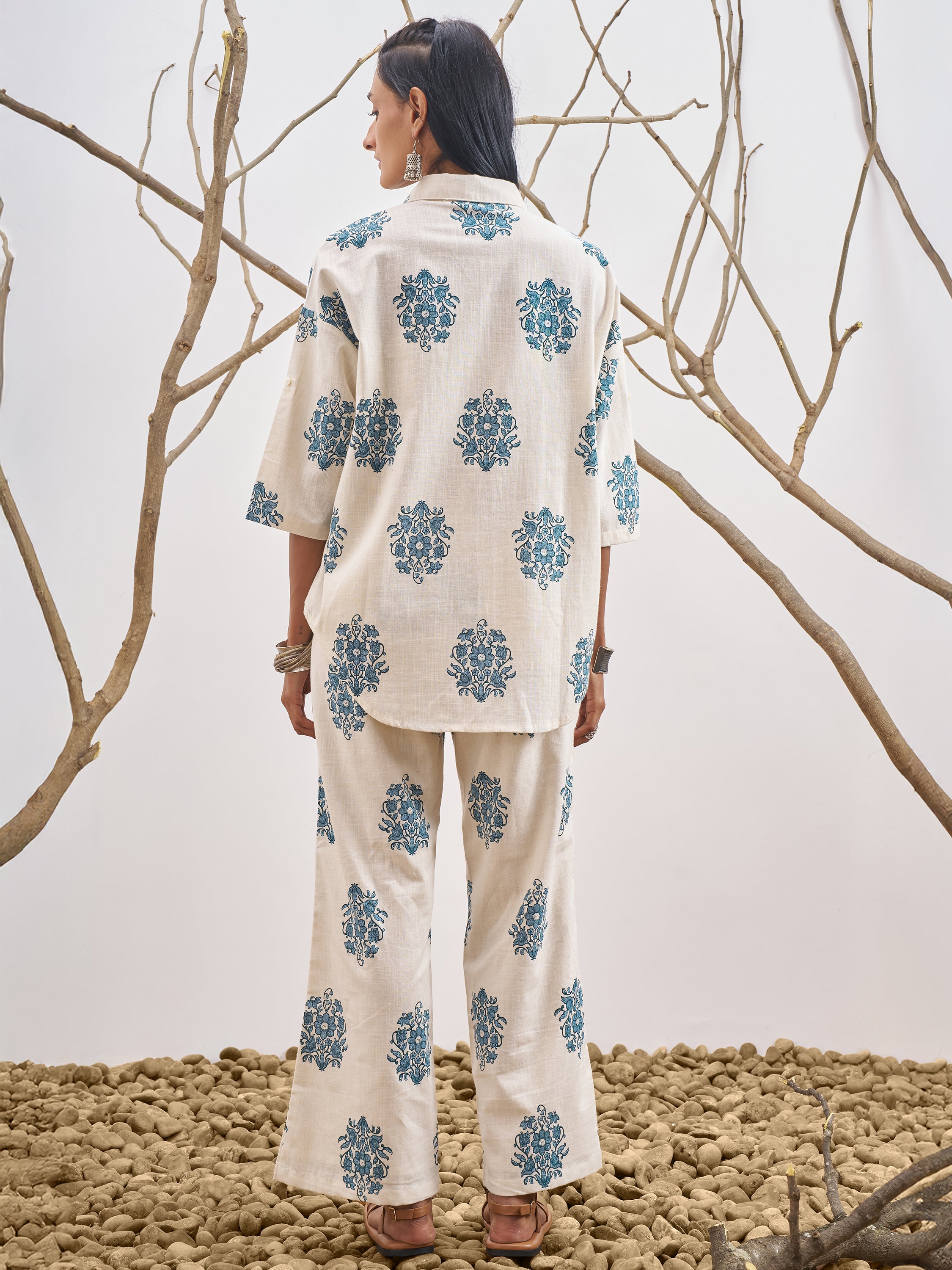 Vara By Vishudh Women Off White Shirt With Trouser - Off White - Image 3