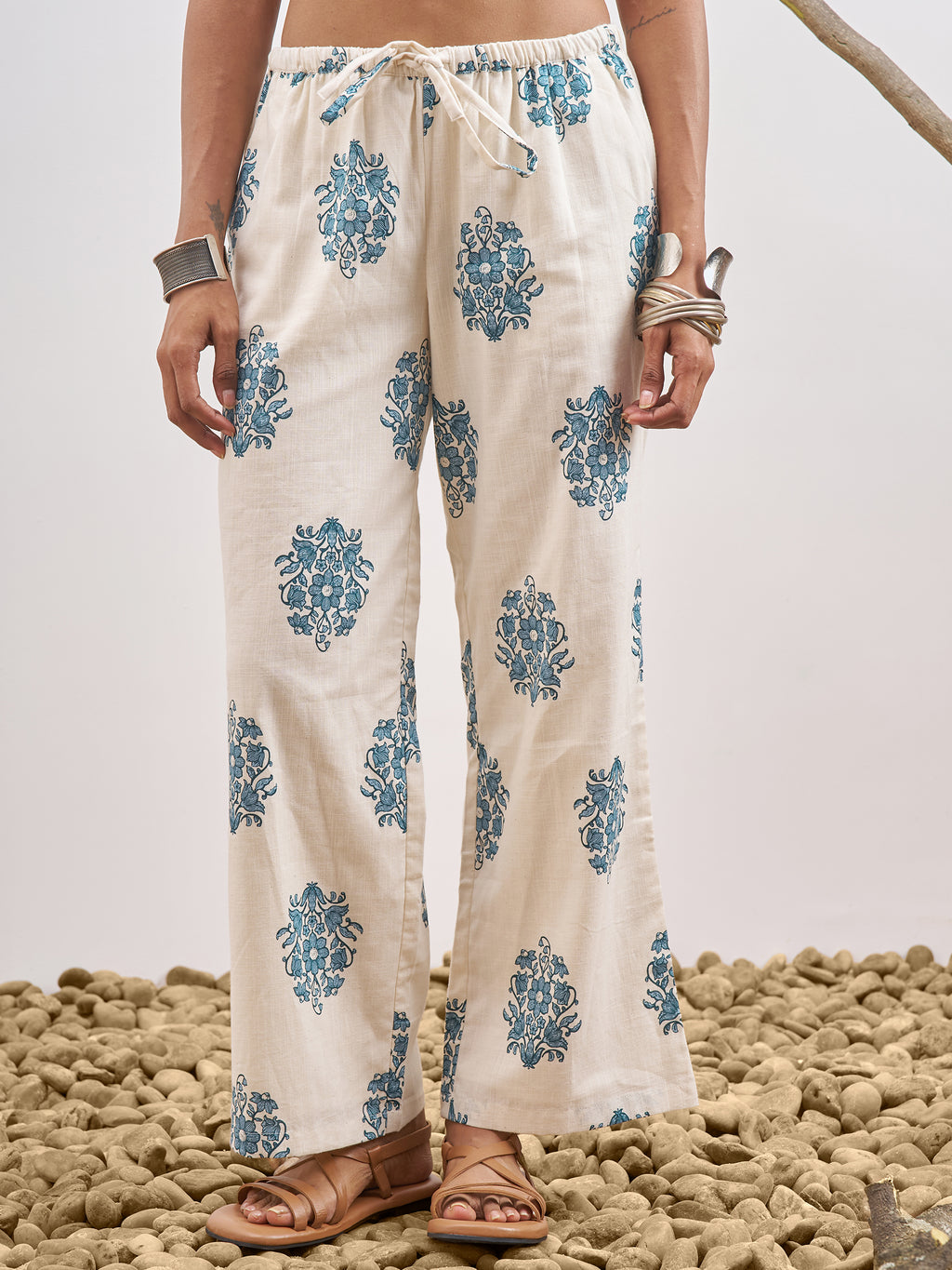 Vara By Vishudh Women Off White Shirt With Trouser - Off White - Image 7
