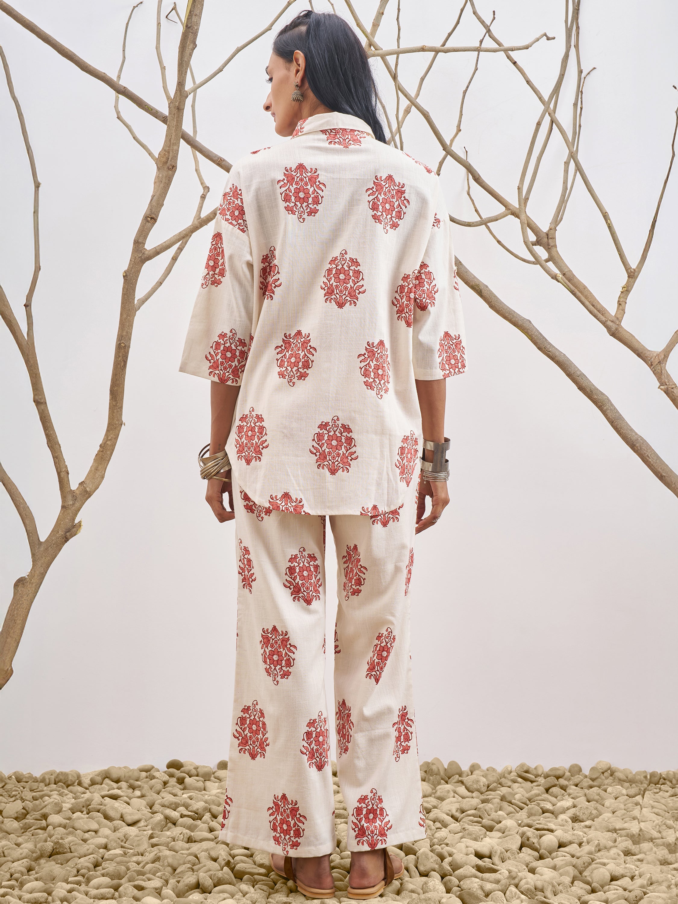 Vara By Vishudh Women Off White Shirt With Trouser - Off White - Image 3