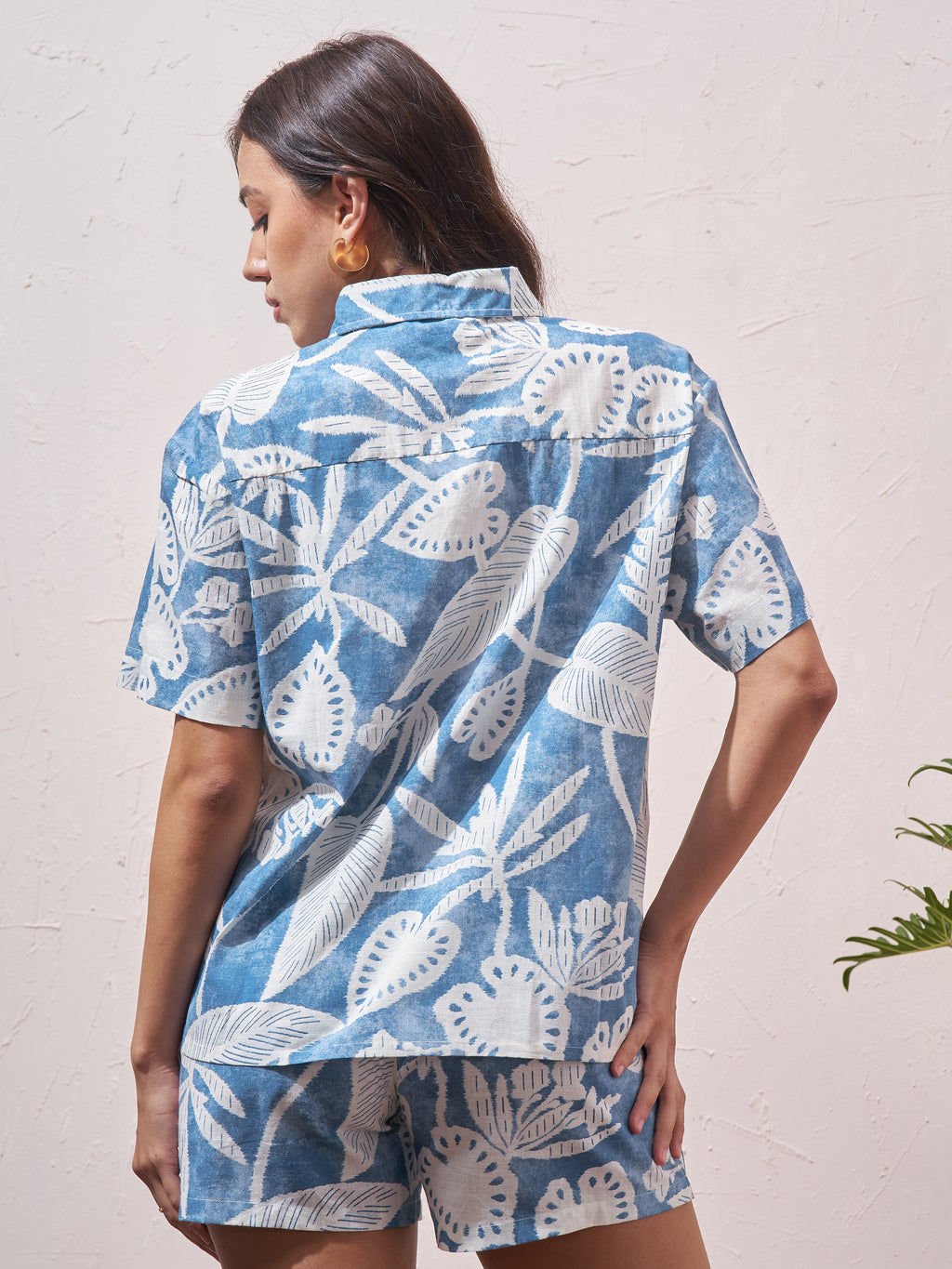 Vara By Vishudh Women Blue Shirt With Shorts Co-Ords - Blue - Image 3