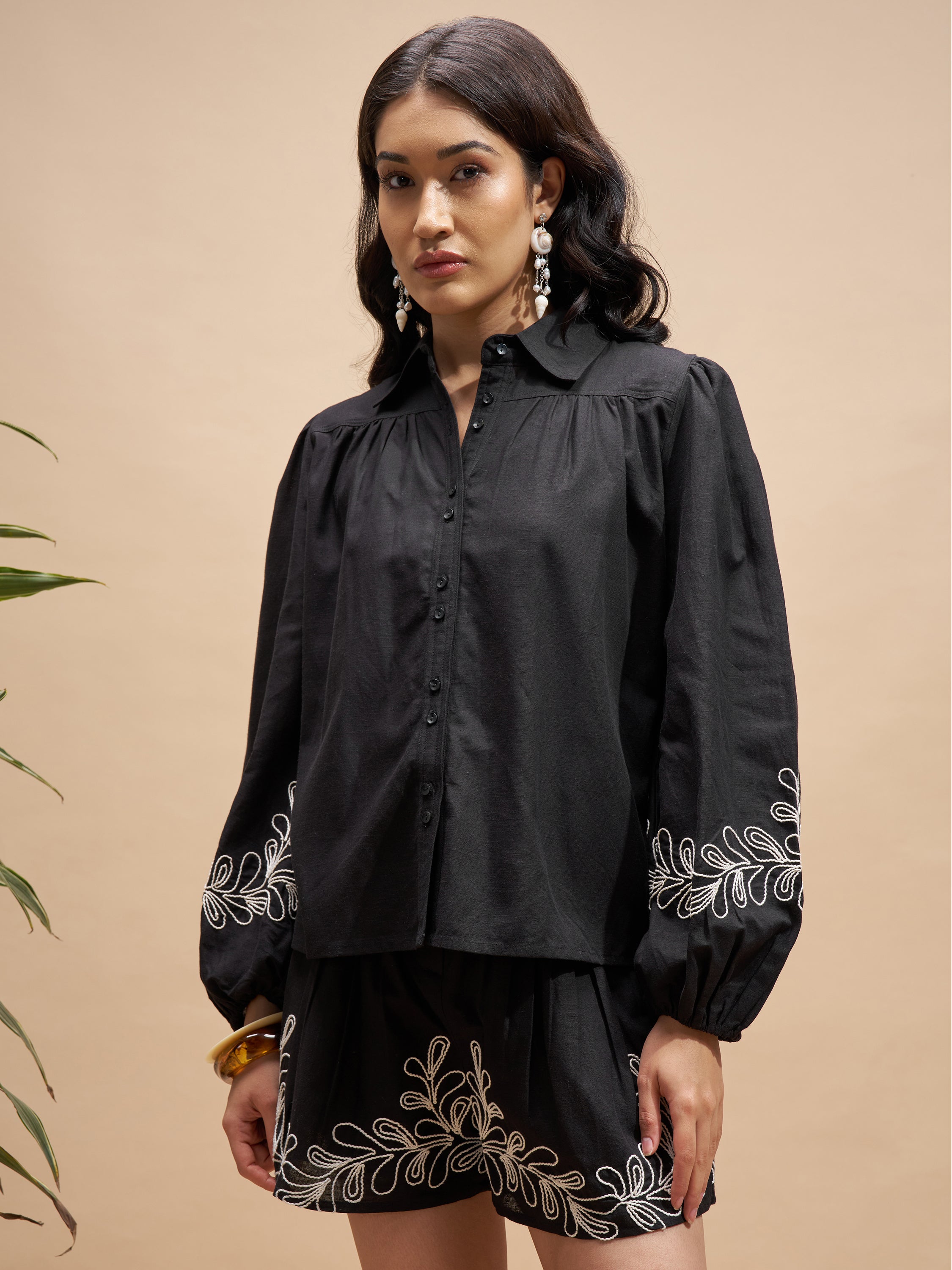 Vara By Vishudh Women Black Shirt With Shorts Co-Ords - Black - Image 4