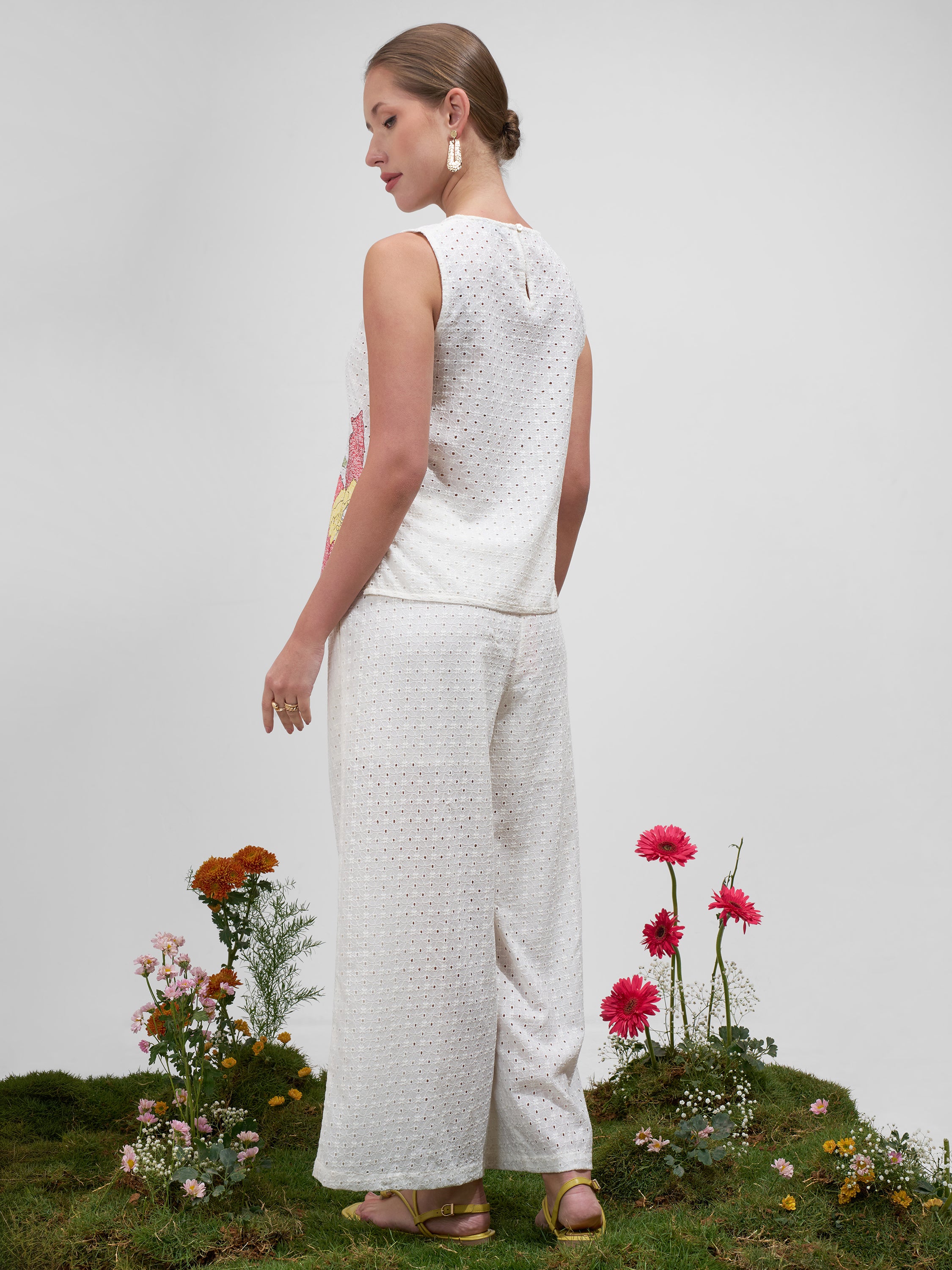 Vara By Vishudh Women Off White Top With Palazzo Co-Ords - Off White - Image 3