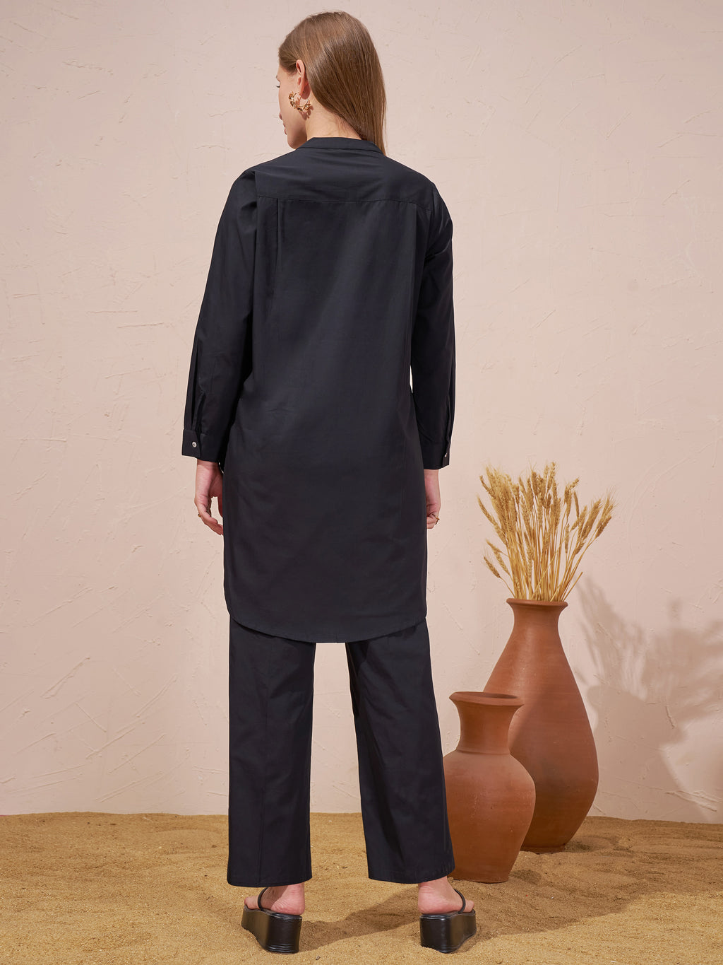 Vara By Vishudh Women Black Tunic With Trouser Co-Ords