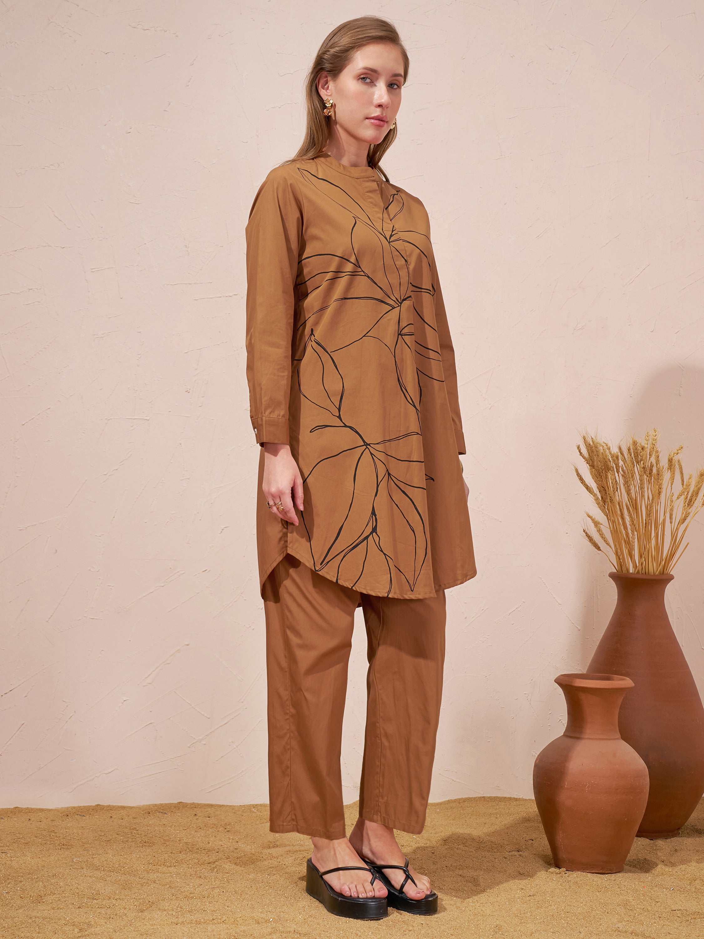 Vara By Vishudh Women Brown Tunic With Trouser Co-Ords