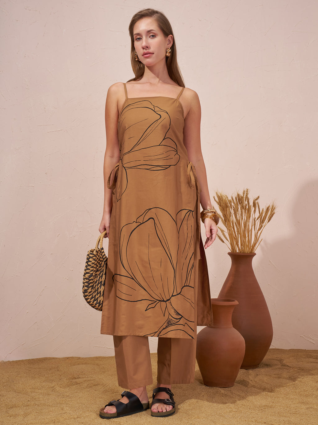 Vara By Vishudh Women Brown Printed Kurta With Trouser