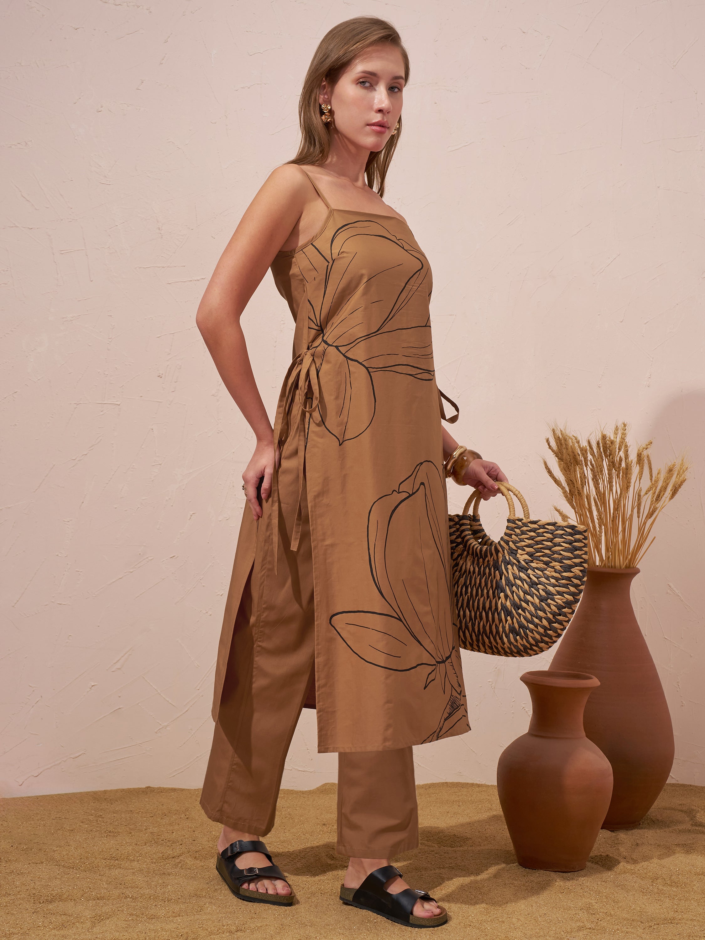 Vara By Vishudh Women Brown Printed Kurta With Trouser