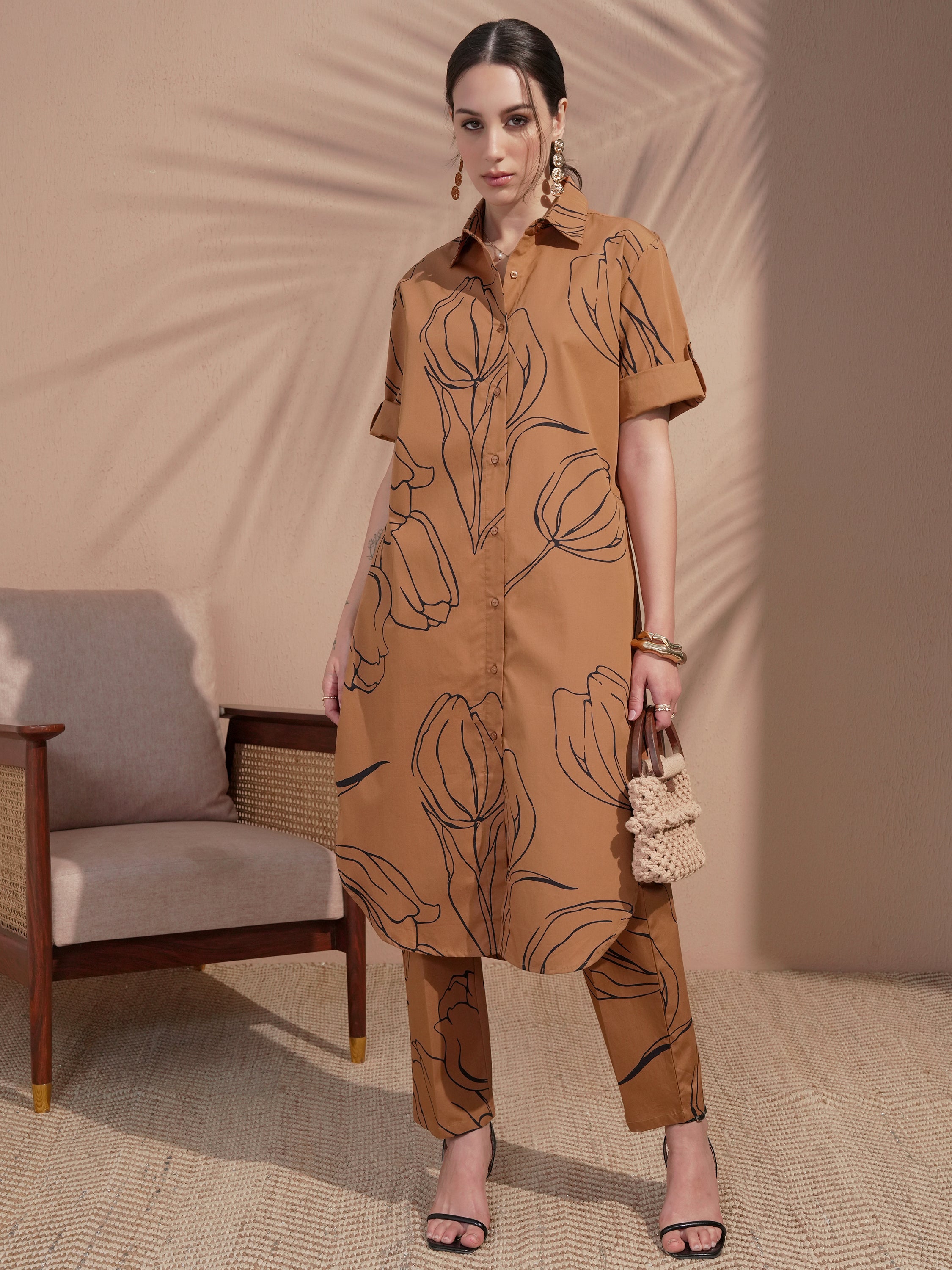 Vara By Vishudh Women Brown Printed Kurta With Trouser - Brown - Image 1