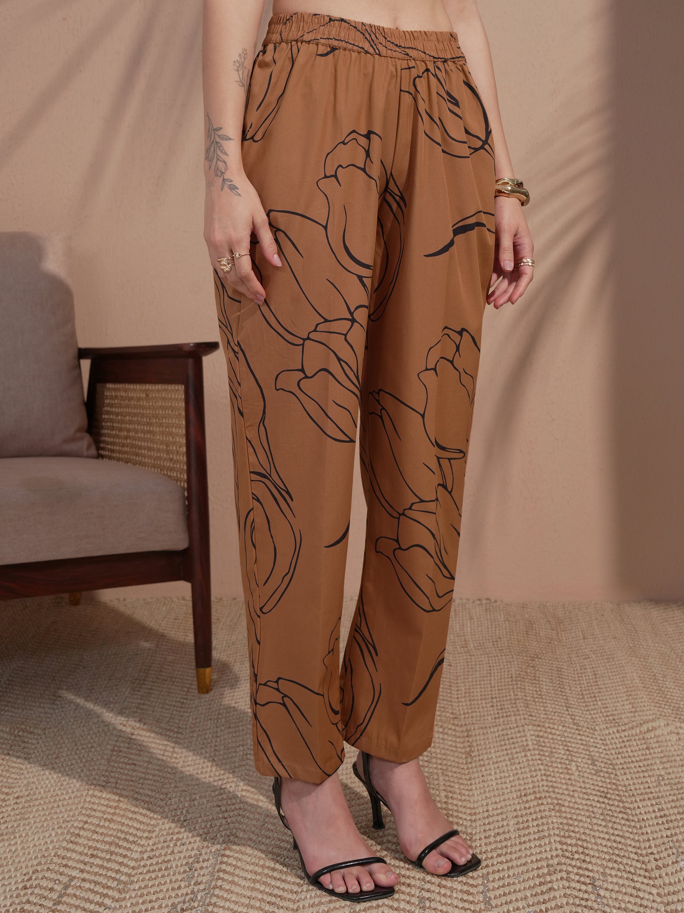Vara By Vishudh Women Brown Printed Kurta With Trouser - Brown - Image 6