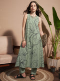 Vara By Vishudh Women Green Printed Kurta With Trouser - Green - Image 1