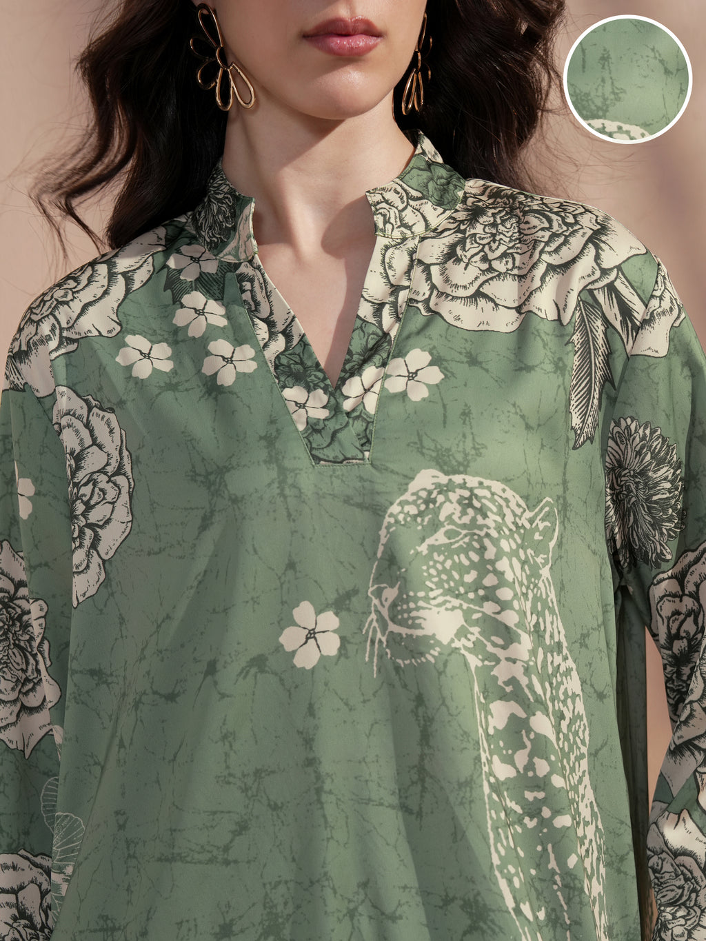Vara By Vishudh Women Green Printed Kurta With Trouser - Green - Image 5
