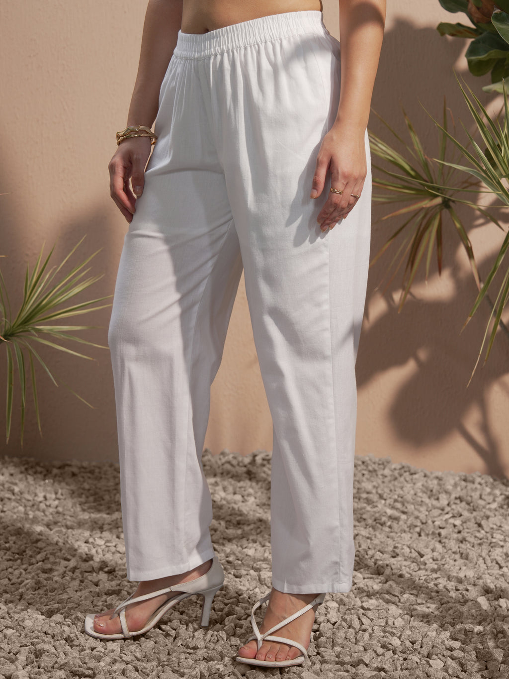 Vara By Vishudh Women White Solid Regular Fit Casual Trouser - White - Image 4