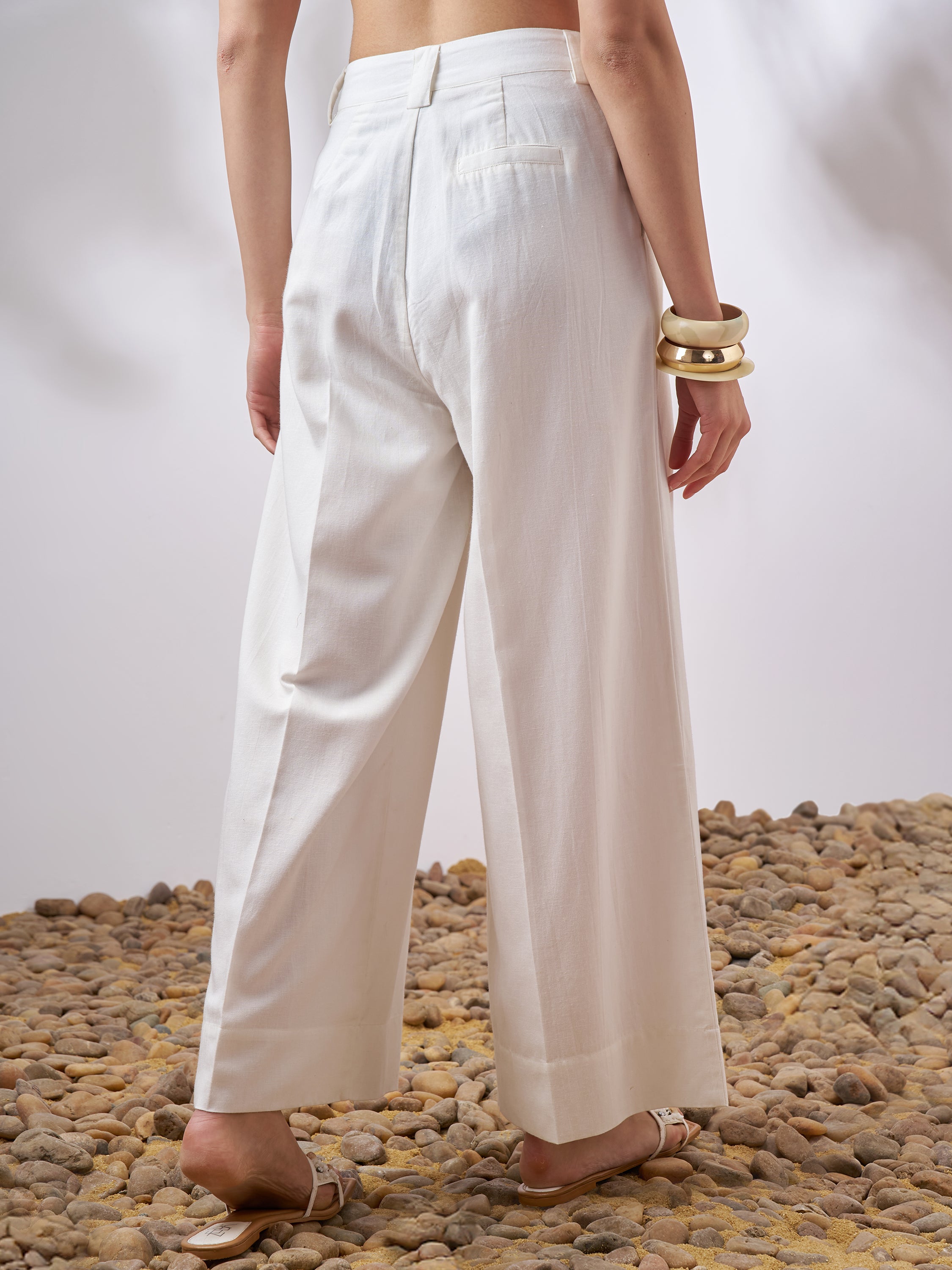 Vara By Vishudh Women Off White Wide Leg Casual Trouser - Off White - Image 3
