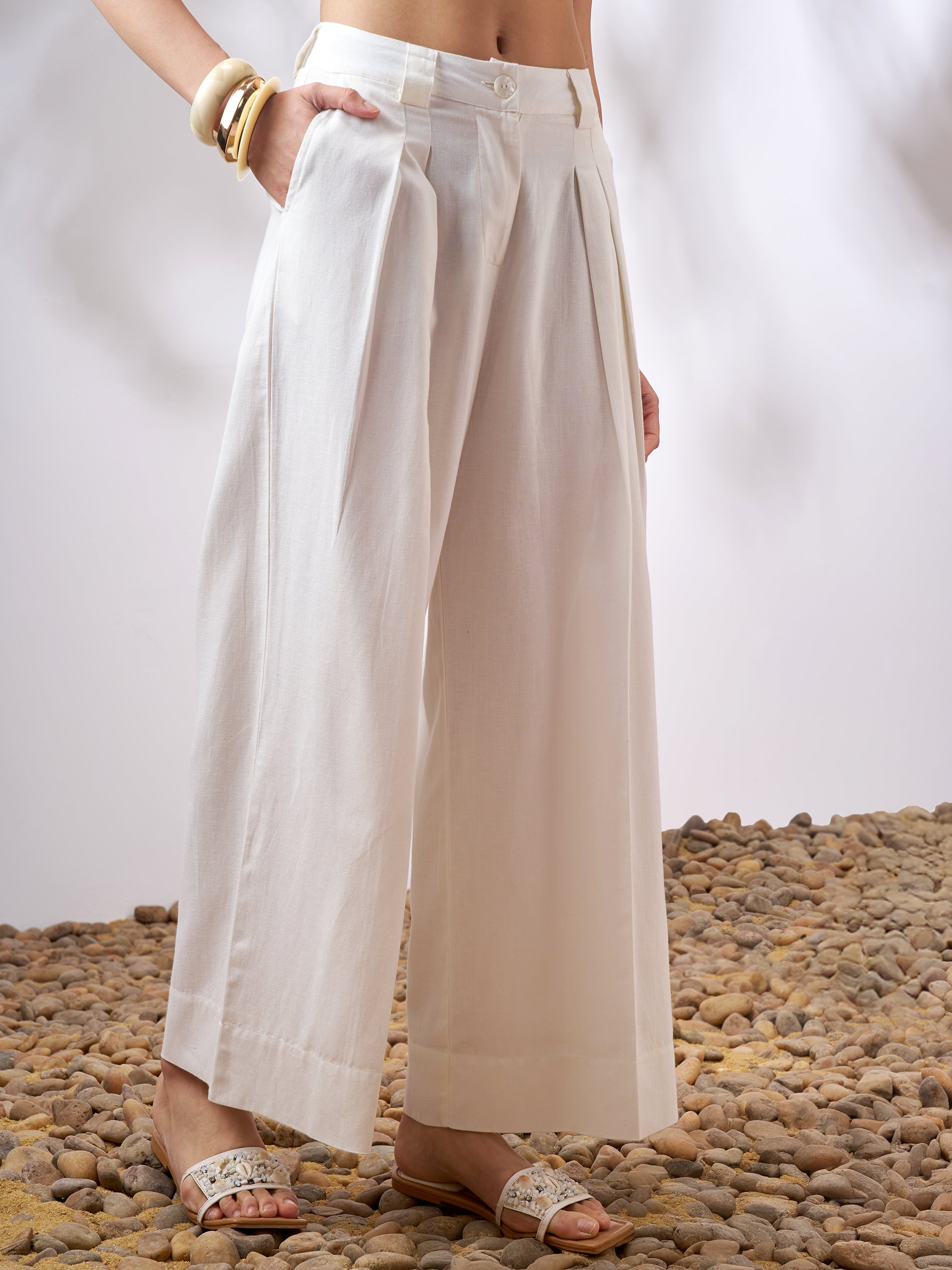 Vara By Vishudh Women Off White Wide Leg Casual Trouser - Off White - Image 6