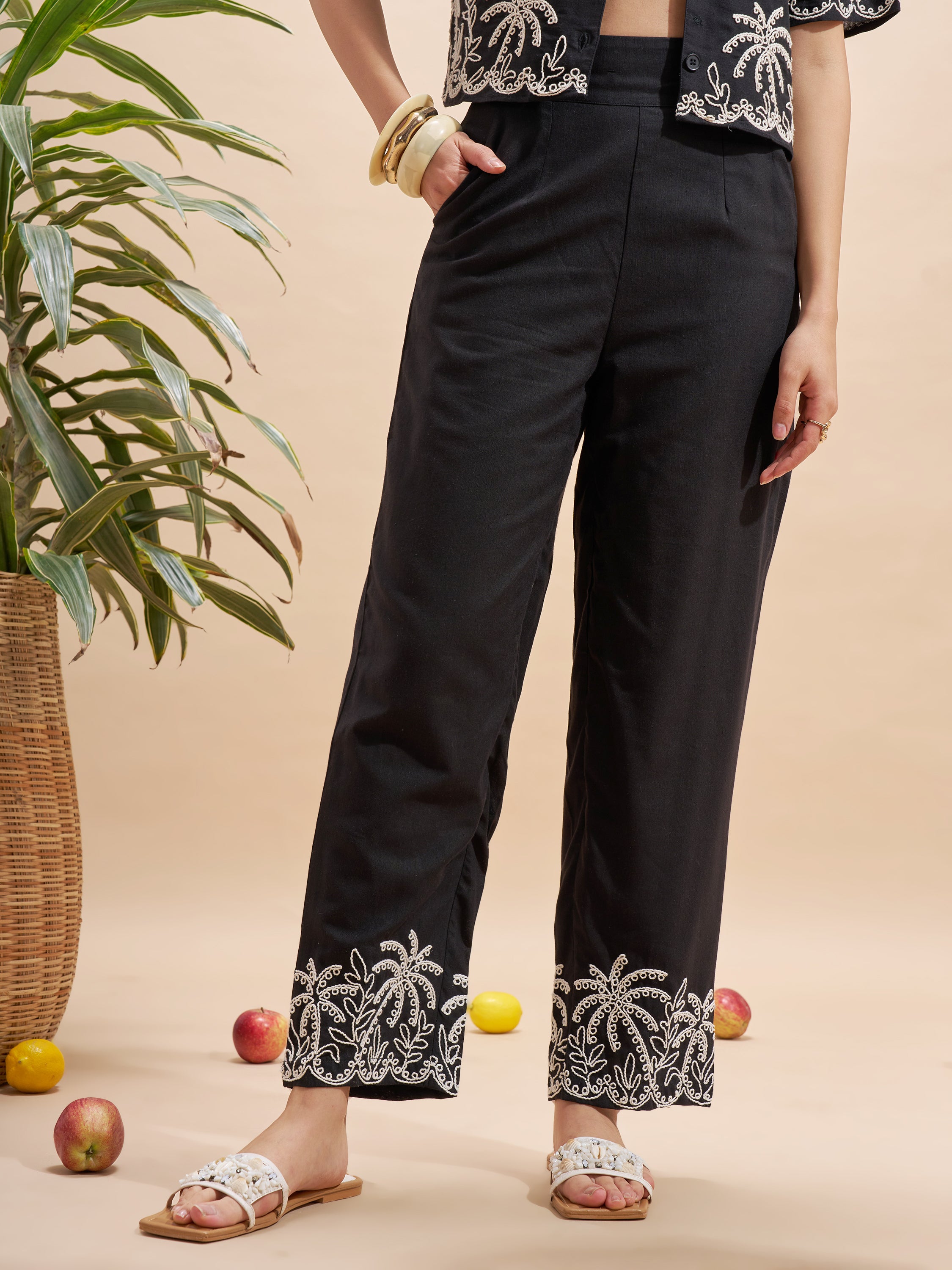 Vara By Vishudh Women Black Regular Fit Casual Trouser - Black - Image 1