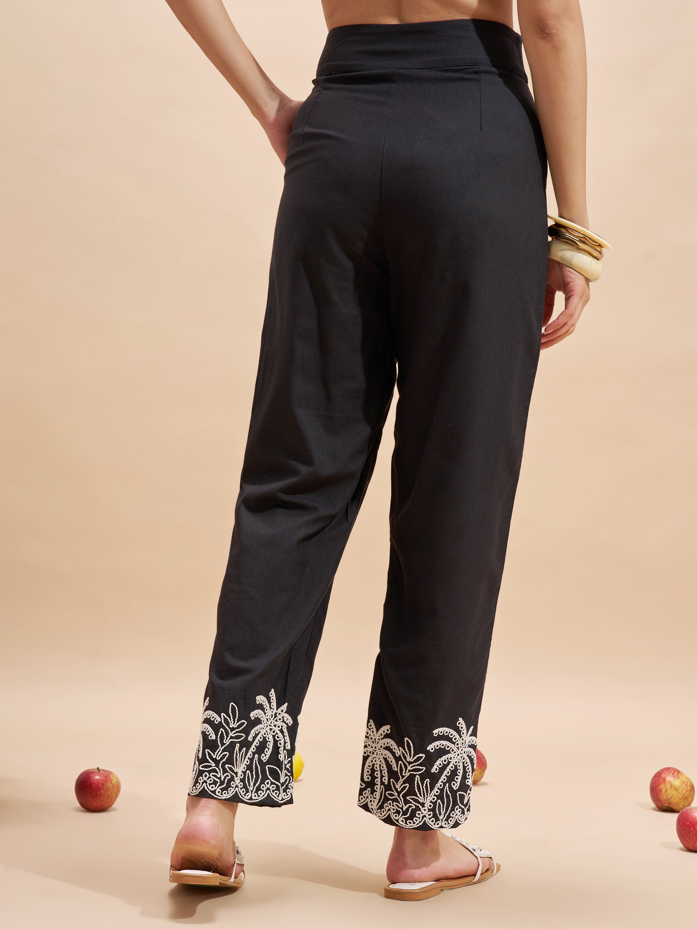 Vara By Vishudh Women Black Regular Fit Casual Trouser - Black - Image 3
