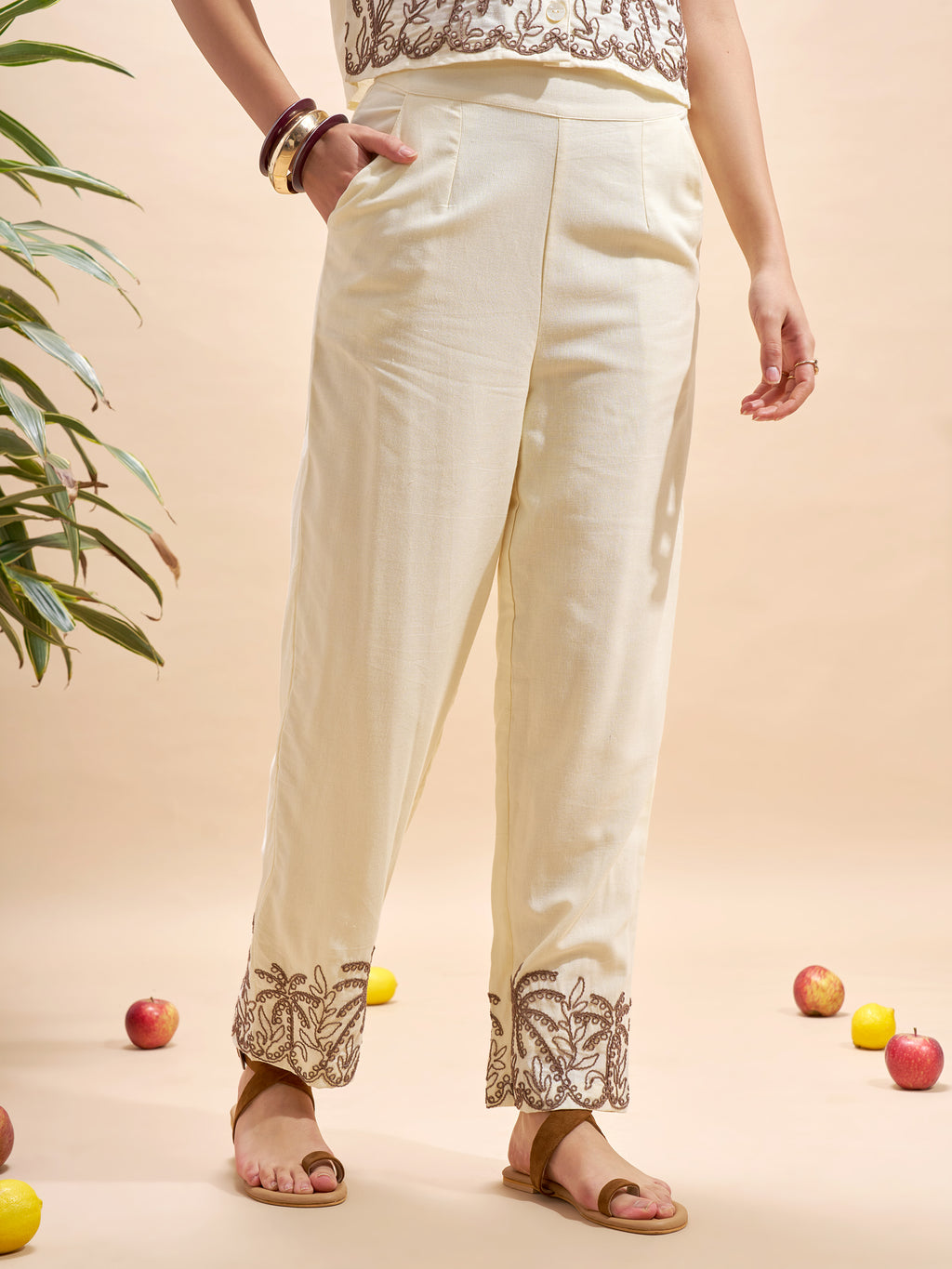 Vara By Vishudh Women Cream Regular Fit Casual Trouser - Cream - Image 1