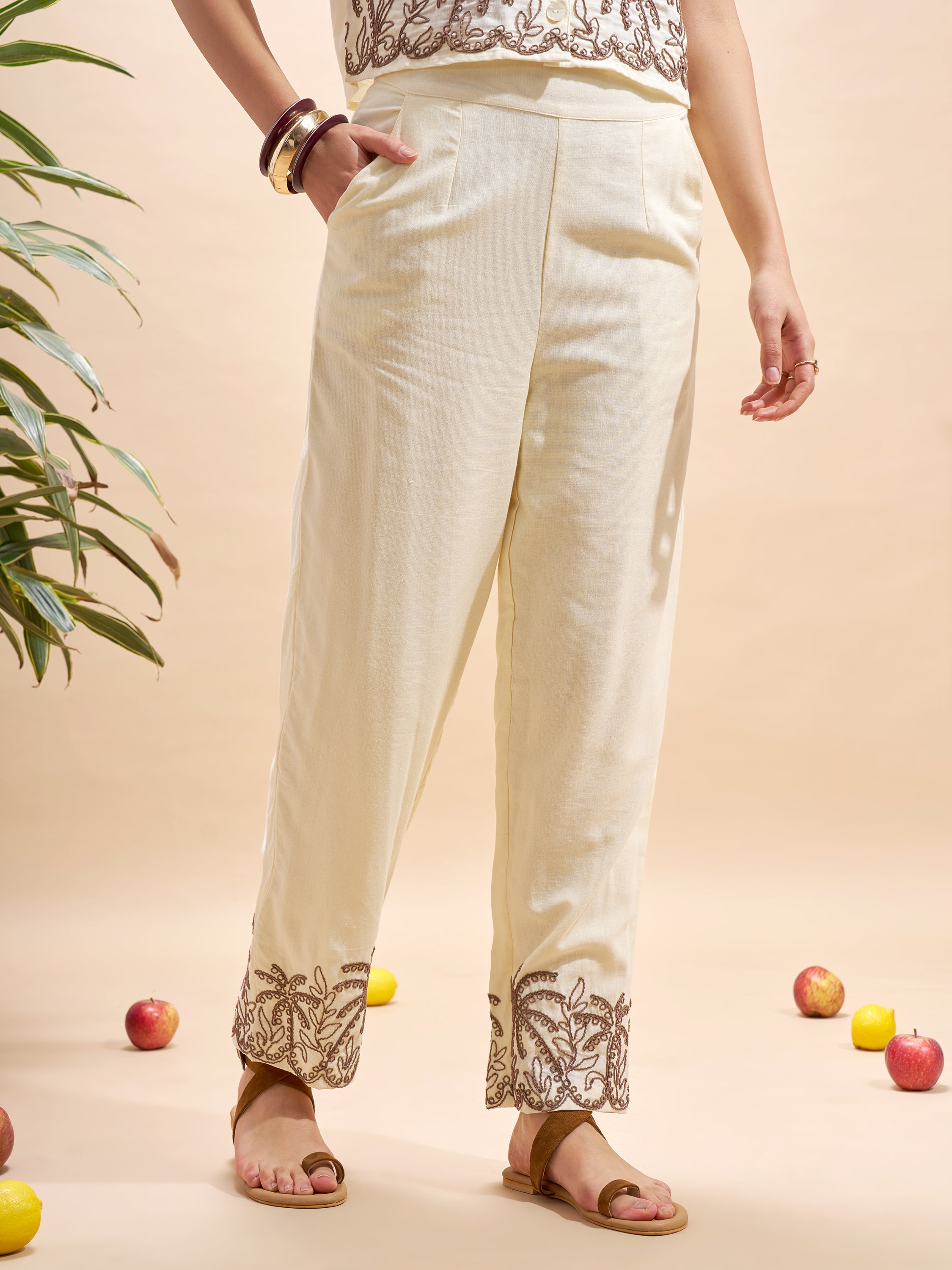 Vara By Vishudh Women Cream Regular Fit Casual Trouser - Cream - Image 1