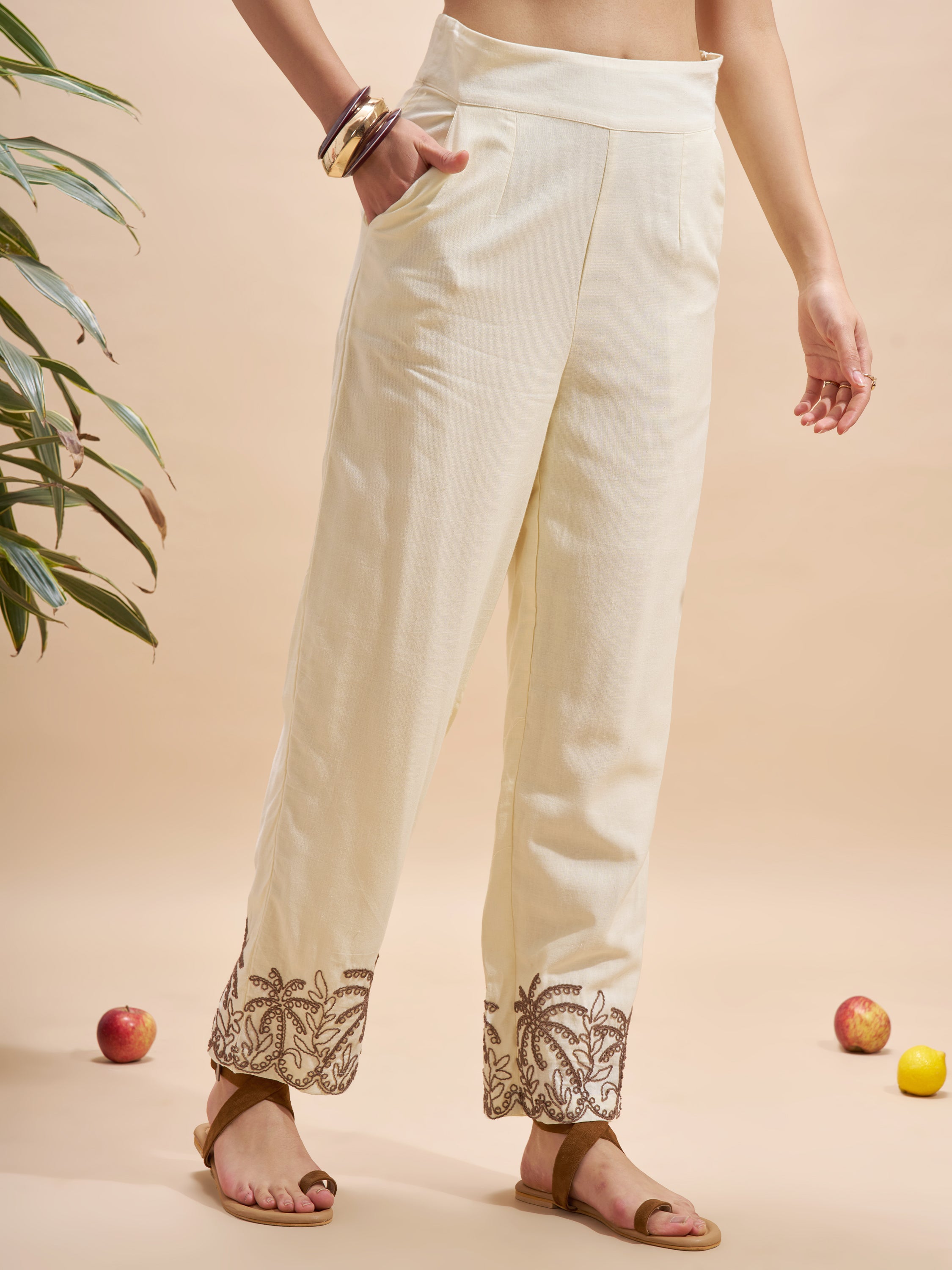 Vara By Vishudh Women Cream Regular Fit Casual Trouser - Cream - Image 6