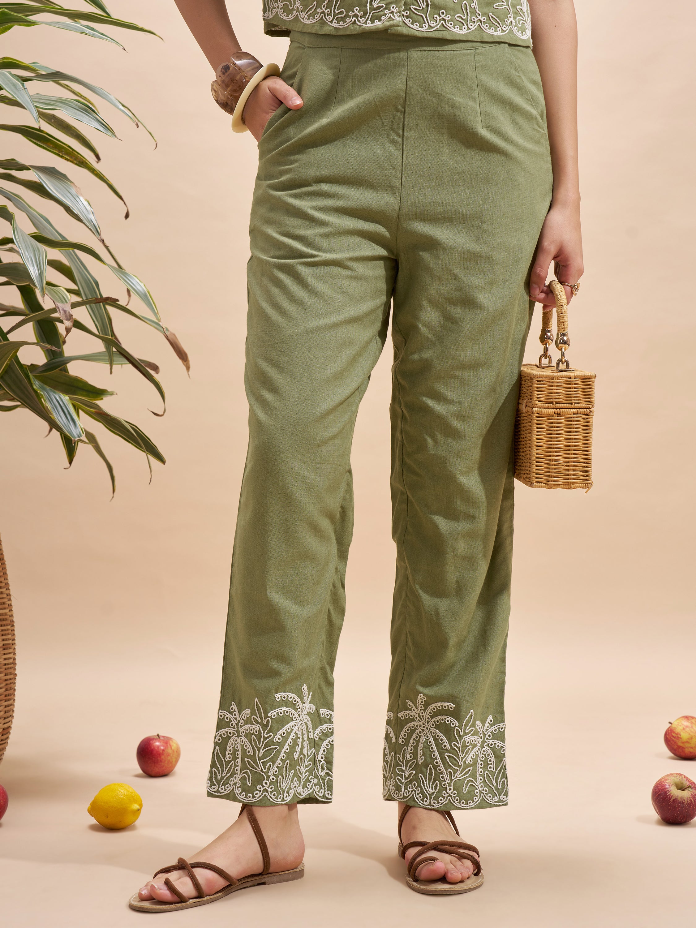 Vara By Vishudh Women Olive Regular Fit Casual Trouser - Olive - Image 1