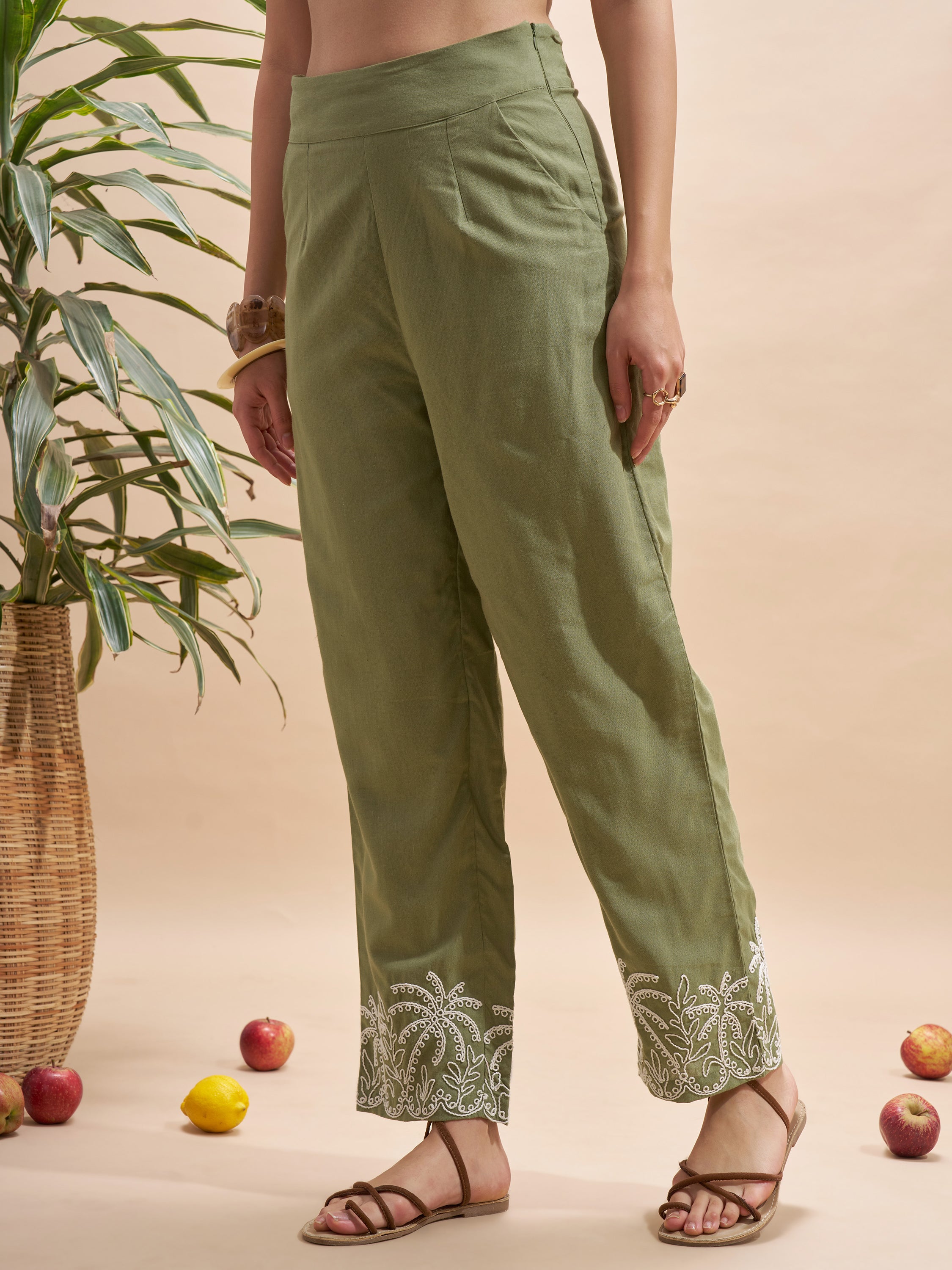 Vara By Vishudh Women Olive Regular Fit Casual Trouser - Olive - Image 4