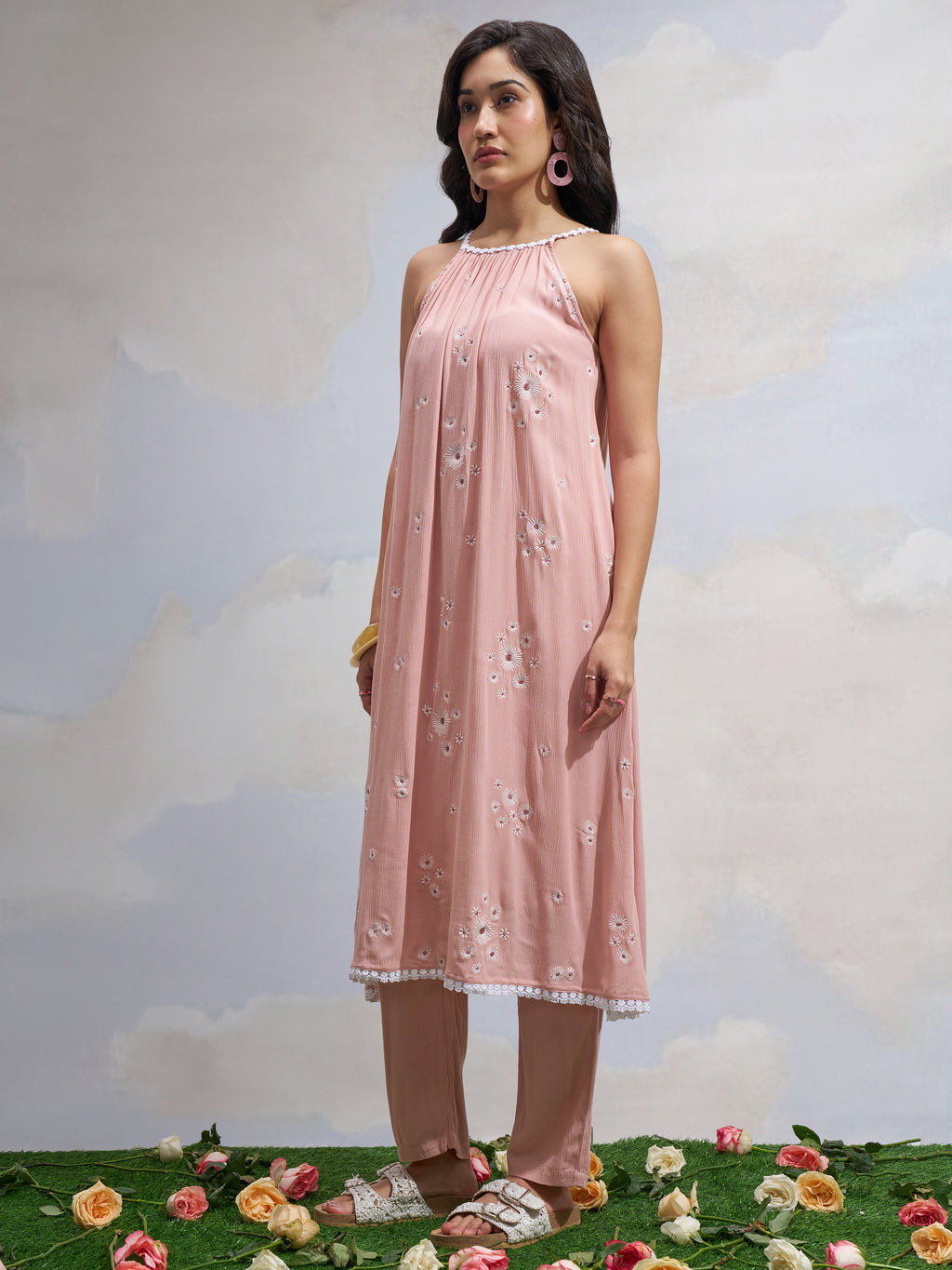 Vara By Vishudh Women Pink Embroidered Kurta With Trouser - Pink - Image 2