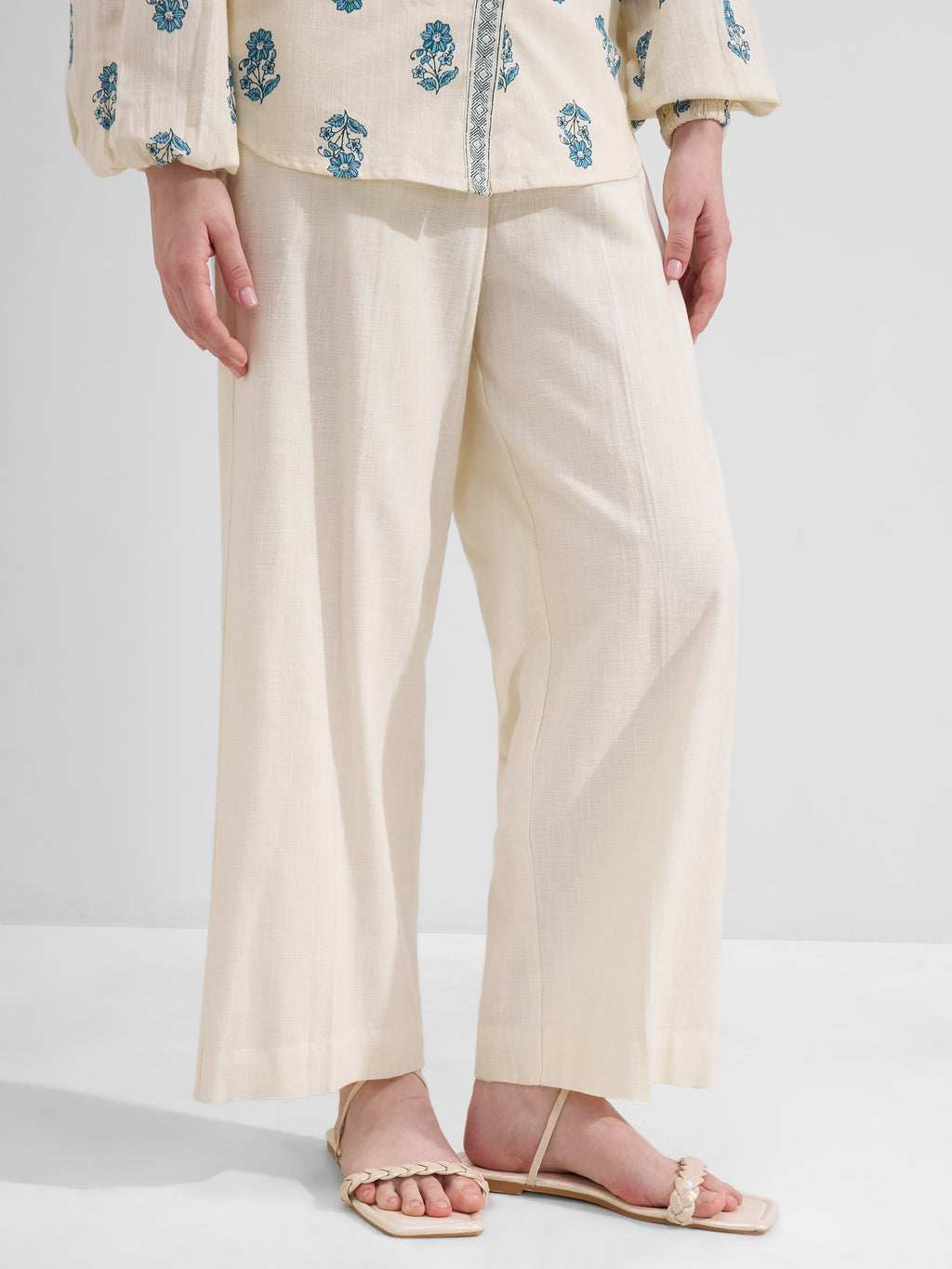 Vara By Vishudh Women Off White Straight Fit Trouser