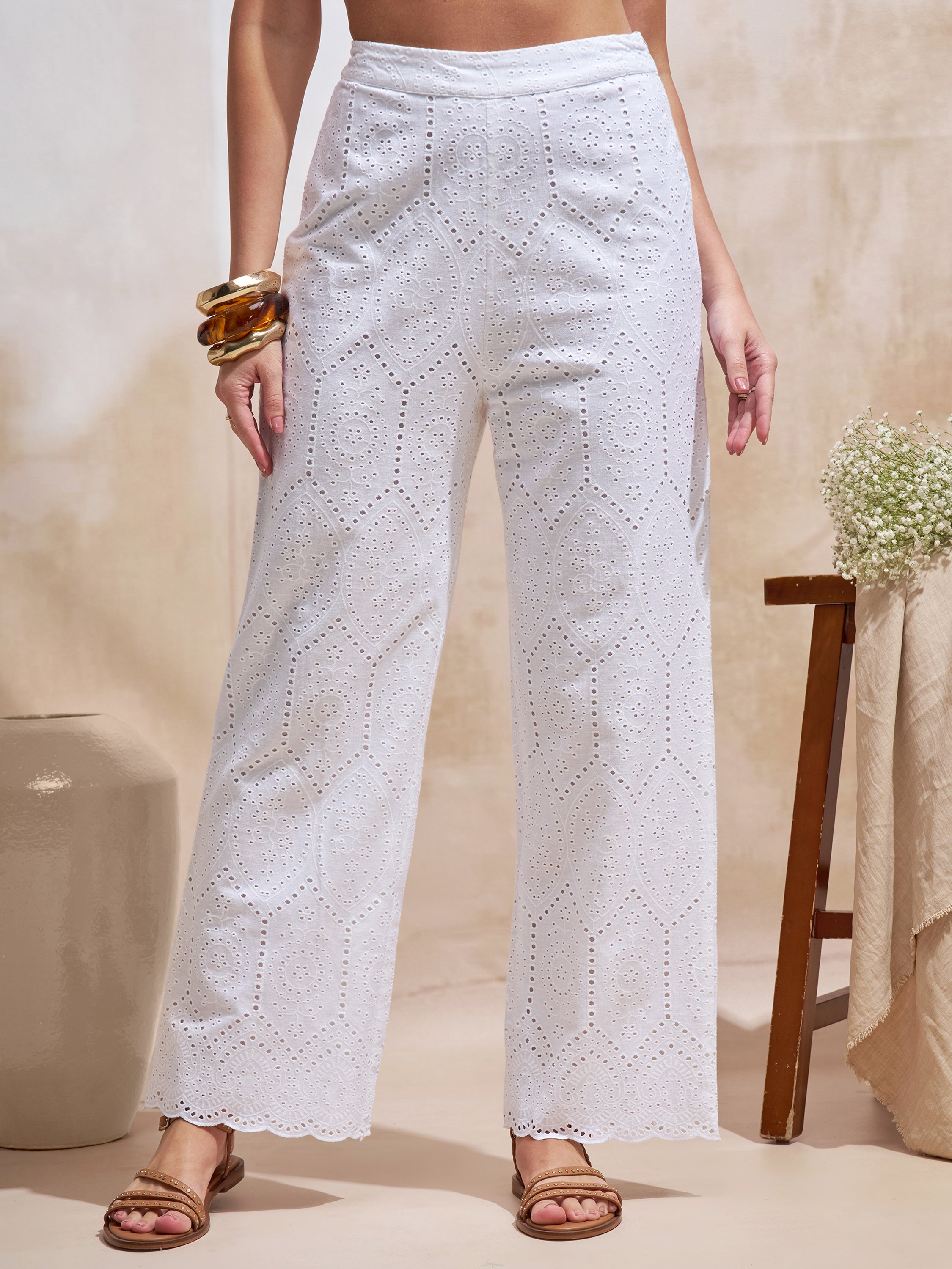Vara By Vishudh Women White Regular Fit Casual Trouser - White - Image 1