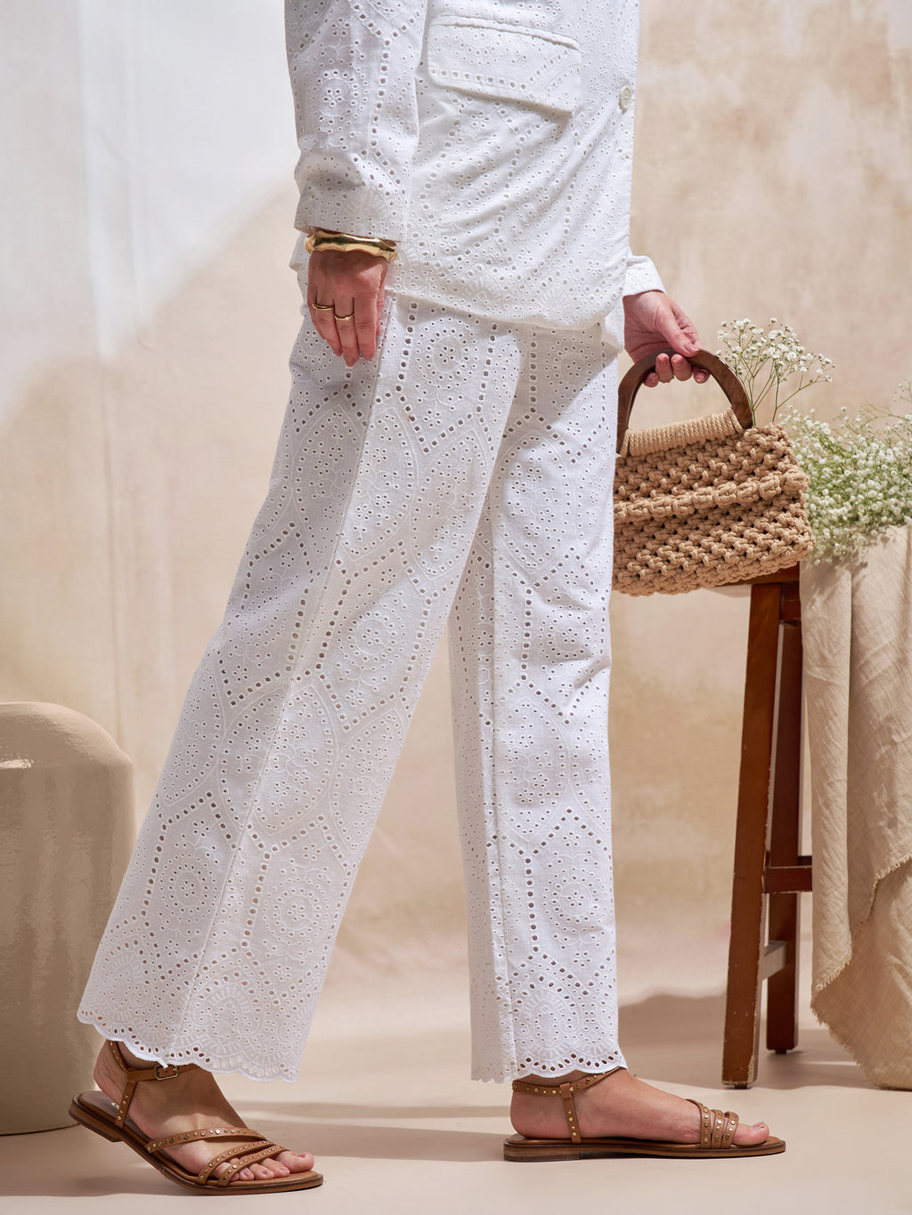 Vara By Vishudh Women White Regular Fit Casual Trouser - White - Image 6
