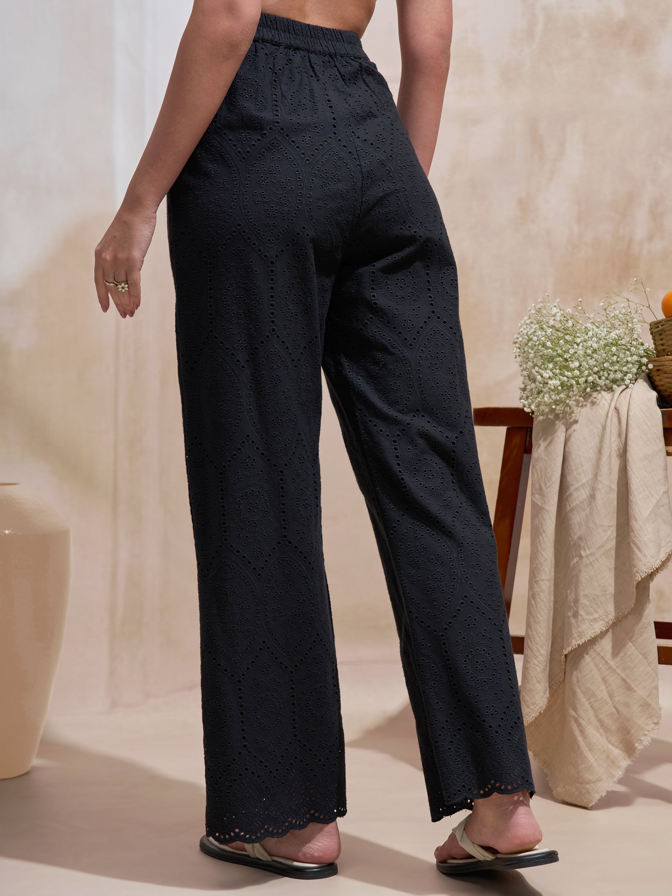 Vara By Vishudh Women Black Regular Fit Casual Trouser - Black - Image 3