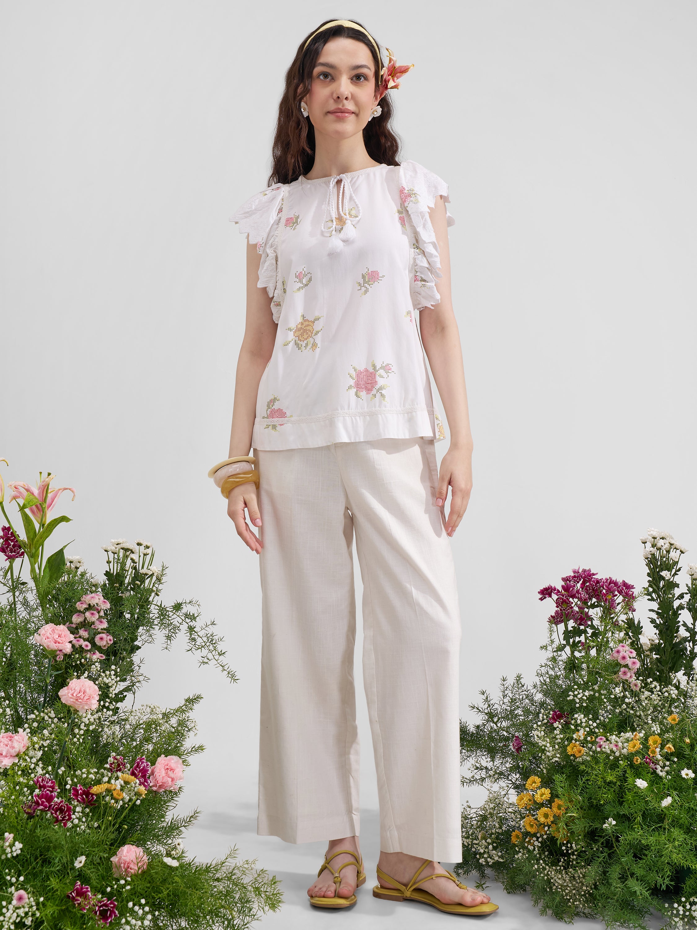 Vara By Vishudh Women Off White Straight Fit Trouser