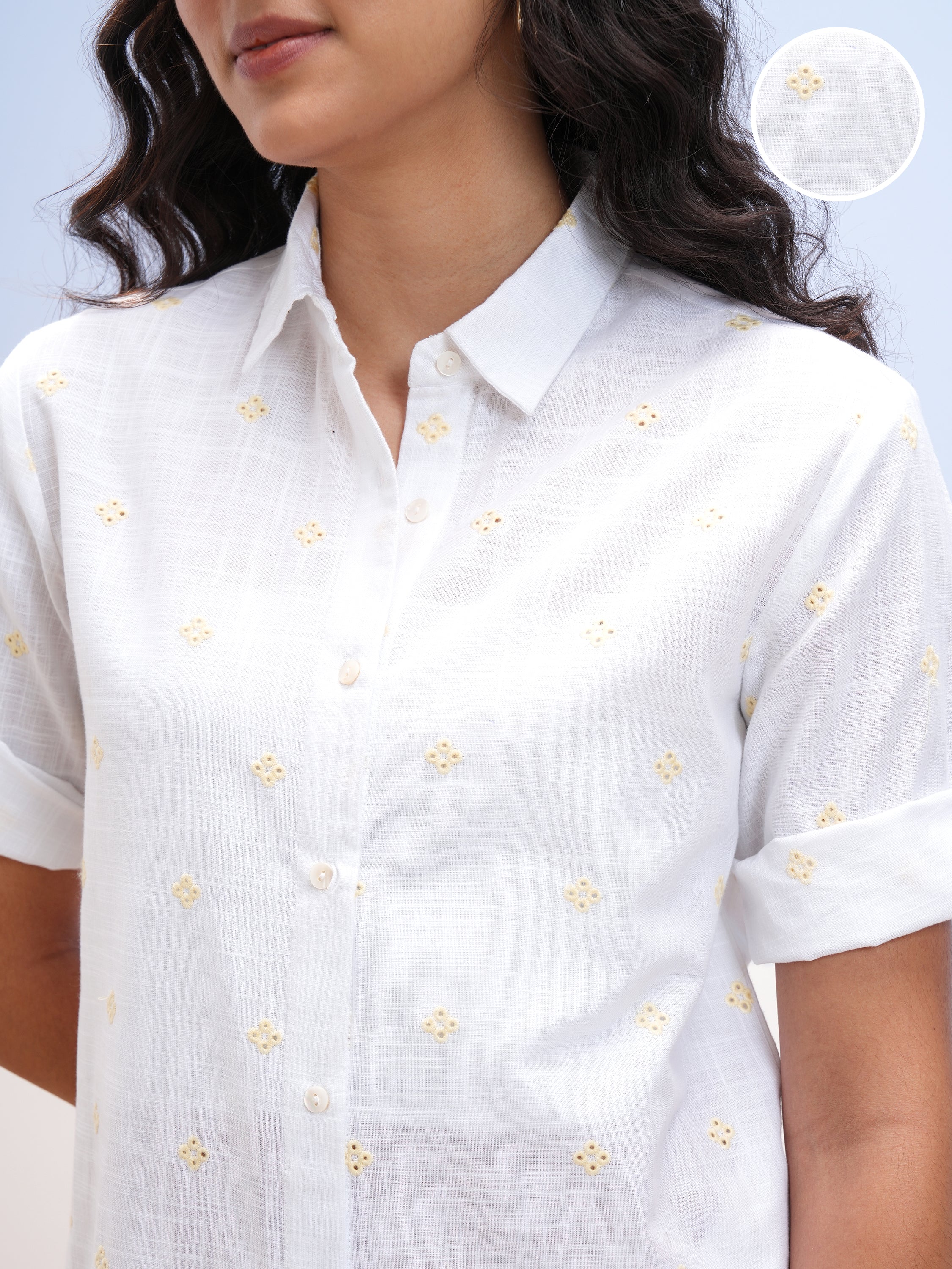 Vara By Vishudh Women White Embroidered Straight Kurta - White - Image 5