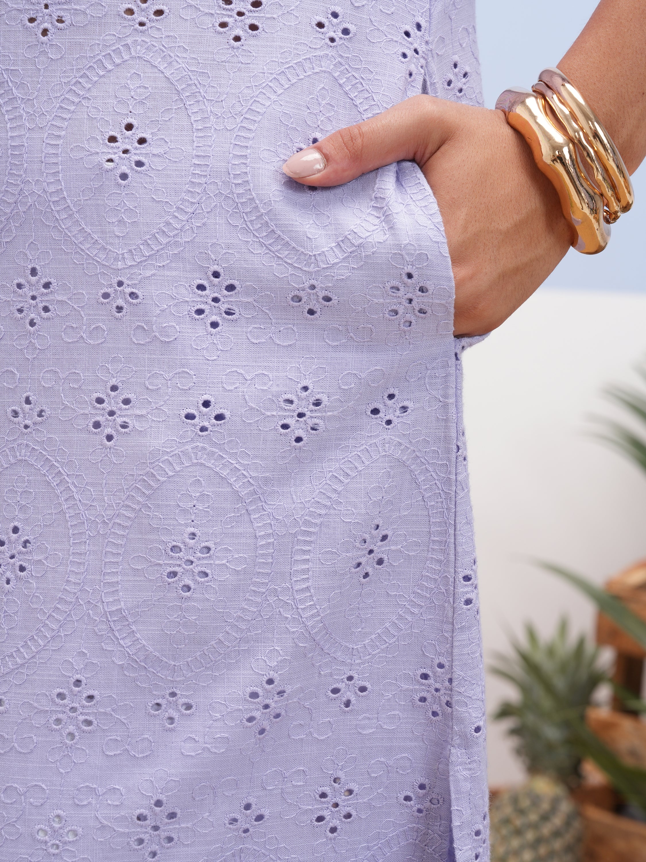 Vara By Vishudh Women Lavender Embroidered Straight Kurta - Lavender - Image 6