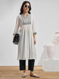 Vara By Vishudh Women White Embroidered Straight Kurta - White - Image 1