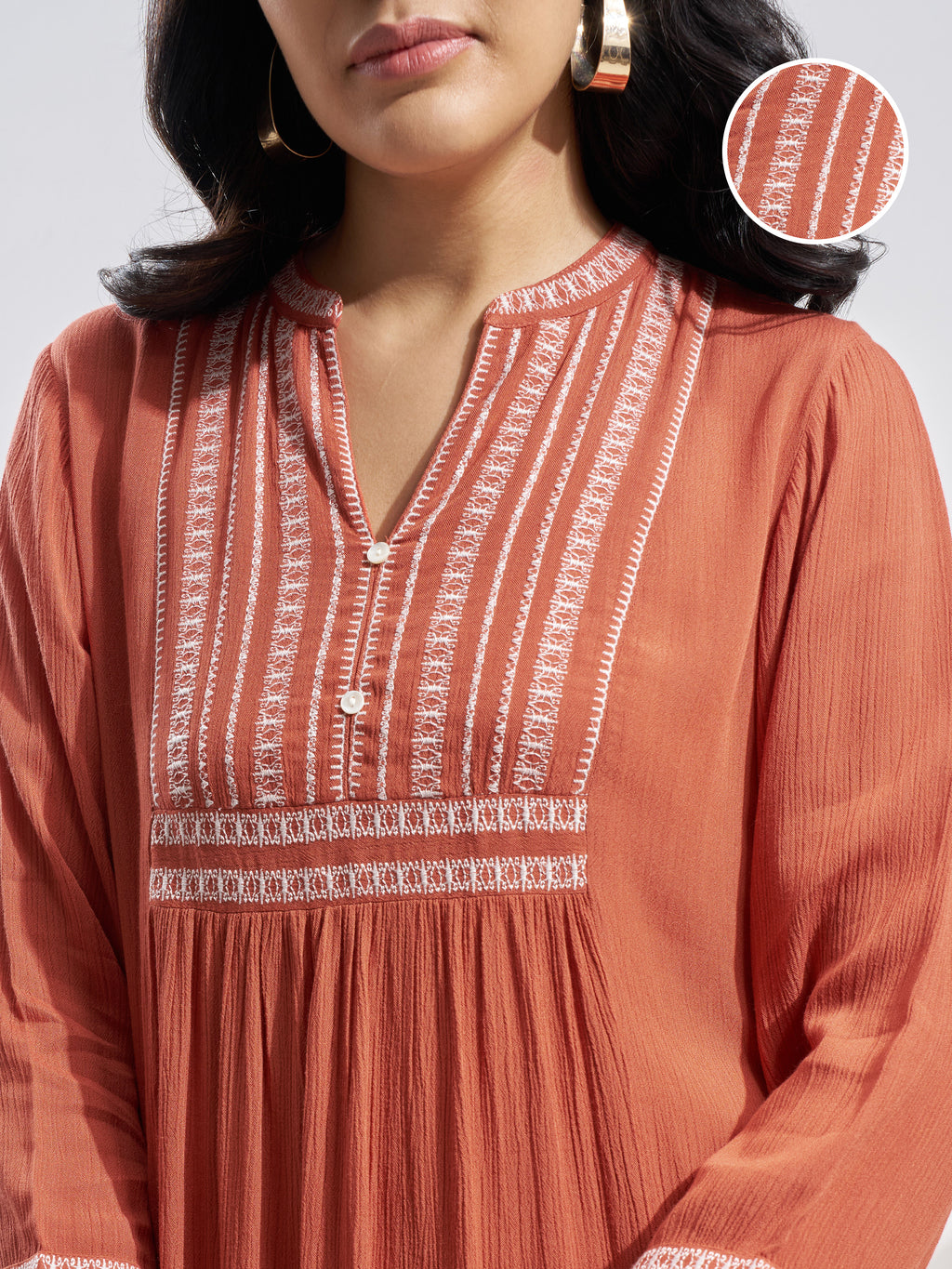 Vara By Vishudh Women Peach Embroidered Straight Kurta - Peach - Image 5