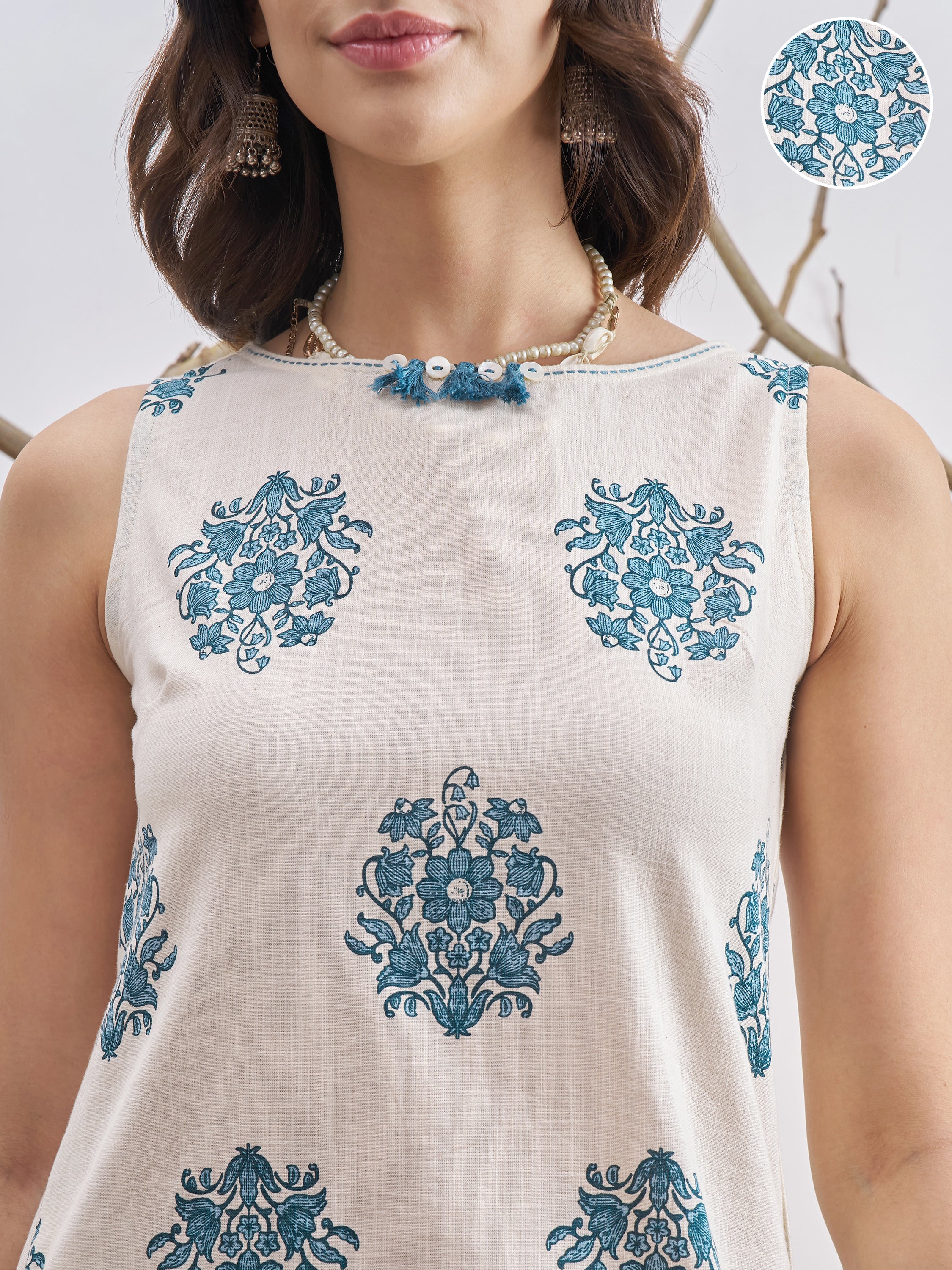 Vara By Vishudh Women Off White Printed Straight Kurta - Off White - Image 5