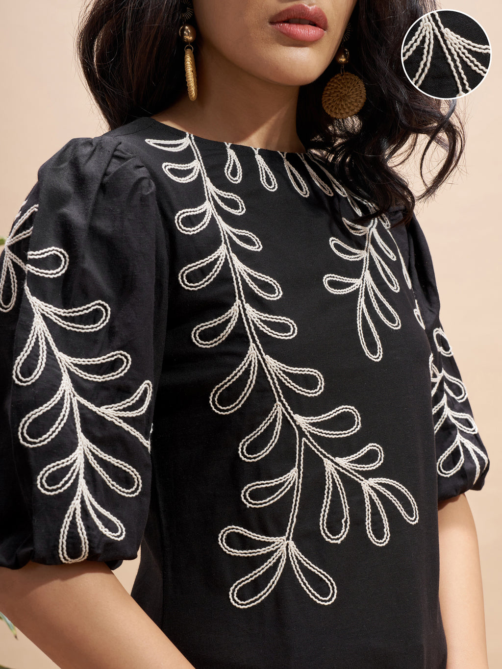 Vara By Vishudh Women Black Embroidered Straight Kurta - Black - Image 5