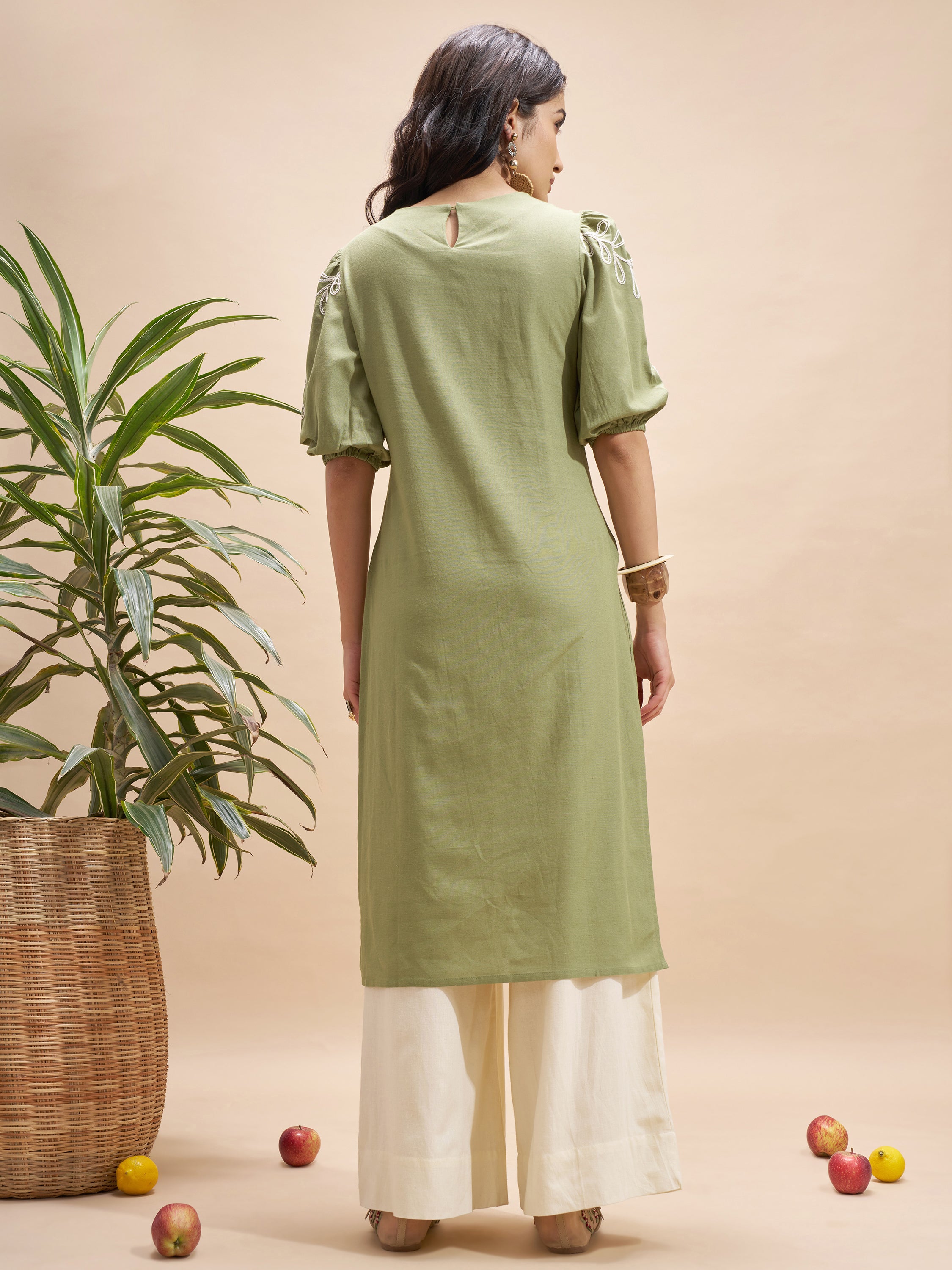 Vara By Vishudh Women Olive Embroidered Straight Kurta - Olive - Image 3