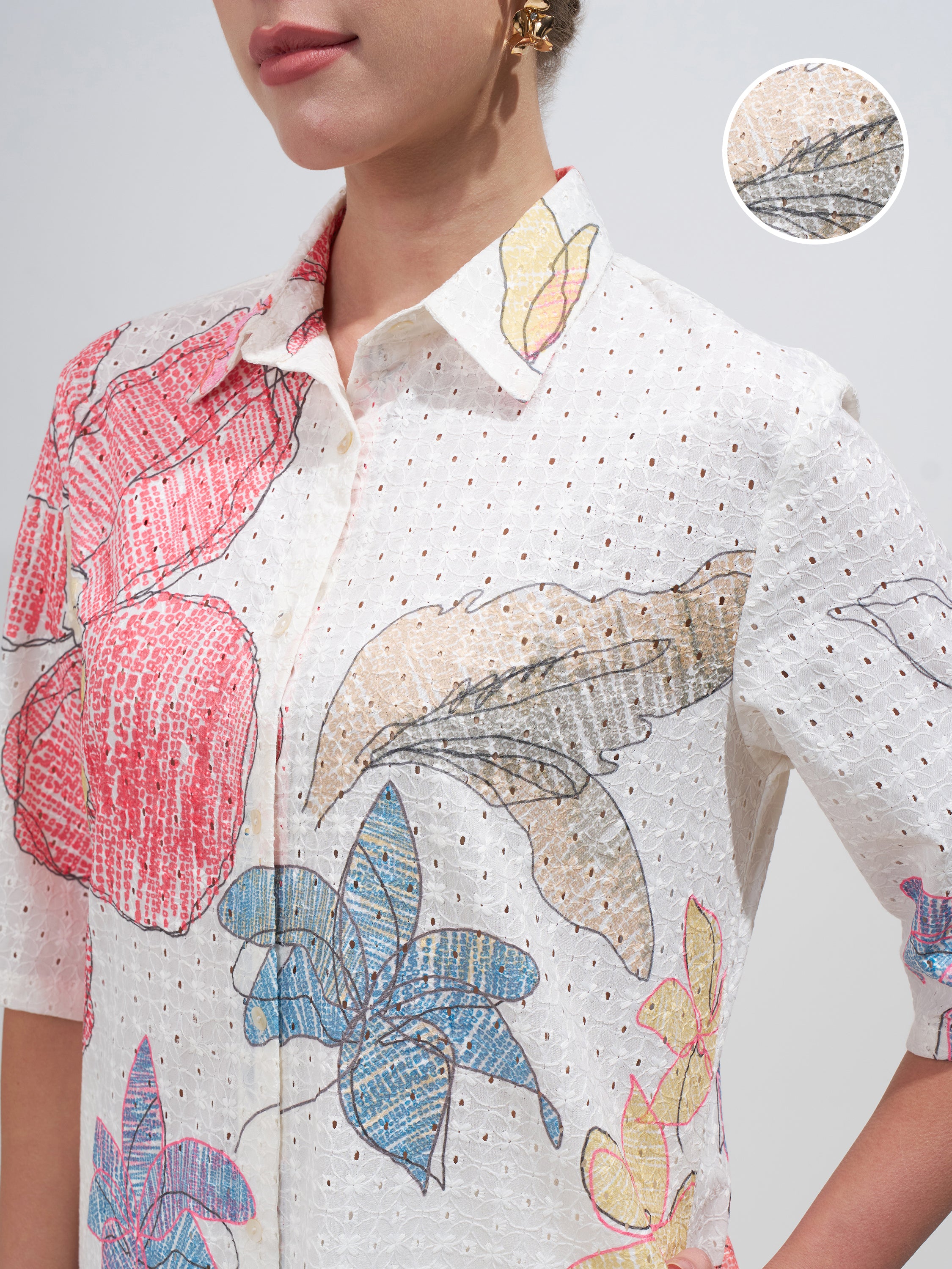 Vara By Vishudh Women Off White Printed Straight Kurta - Off White - Image 5
