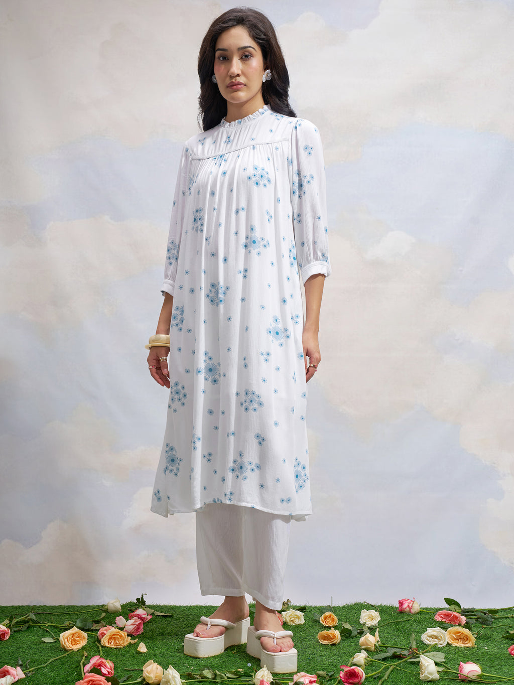 Vara By Vishudh Women White Printed Straight Kurta - White - Image 2