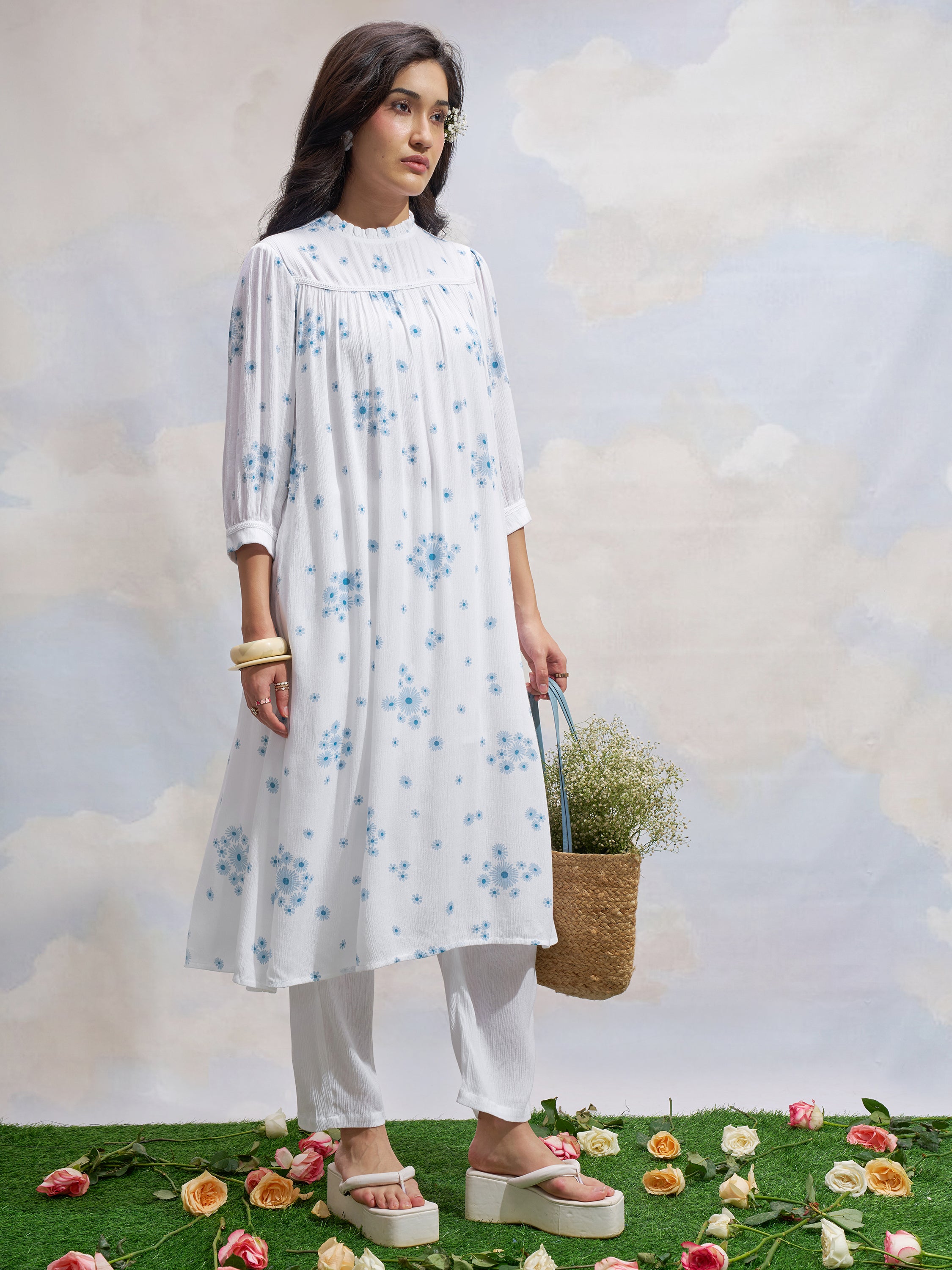 Vara By Vishudh Women White Printed Straight Kurta - White - Image 4