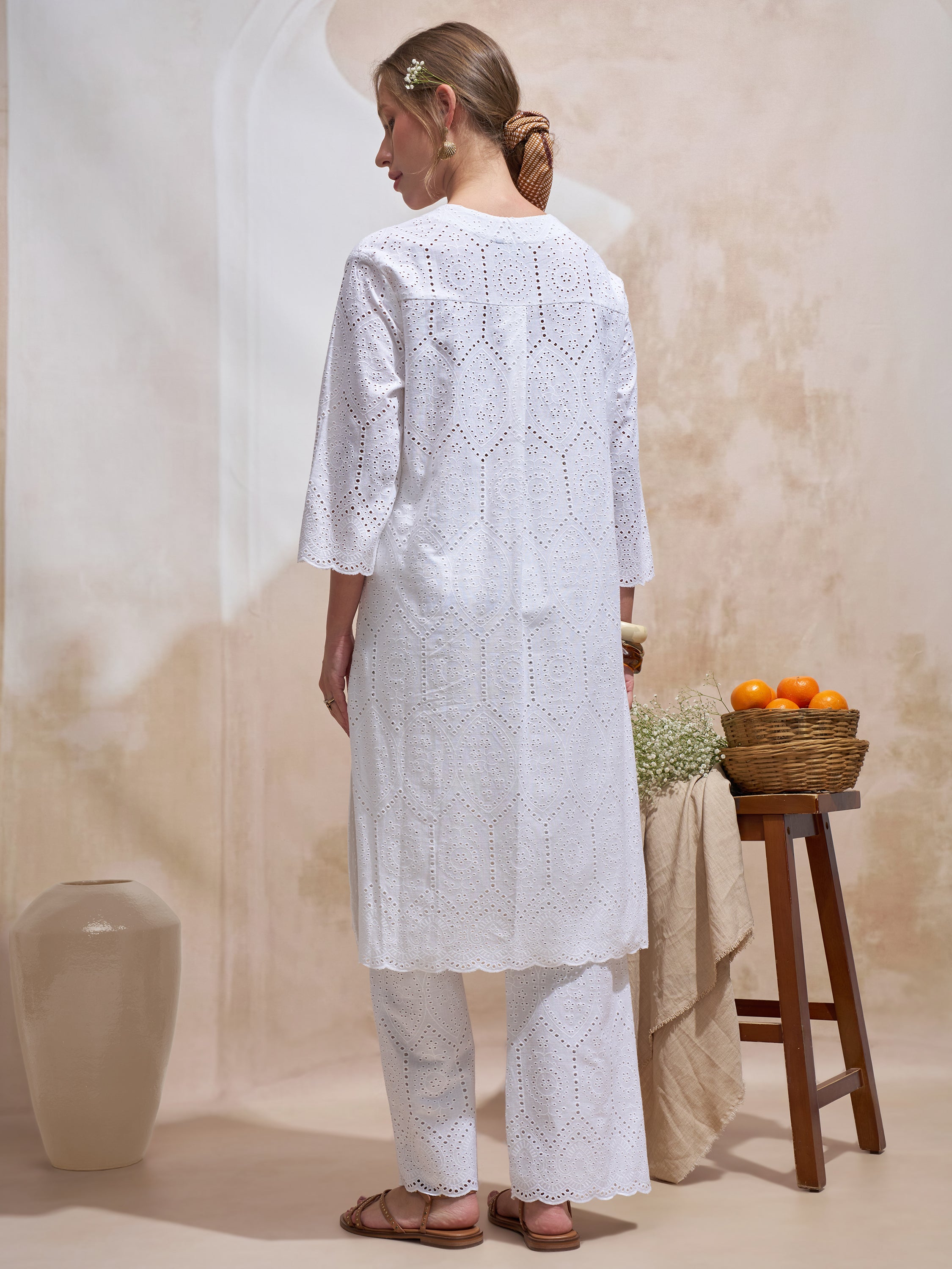 Vara By Vishudh Women White Embroidered Straight Kurta - White - Image 3