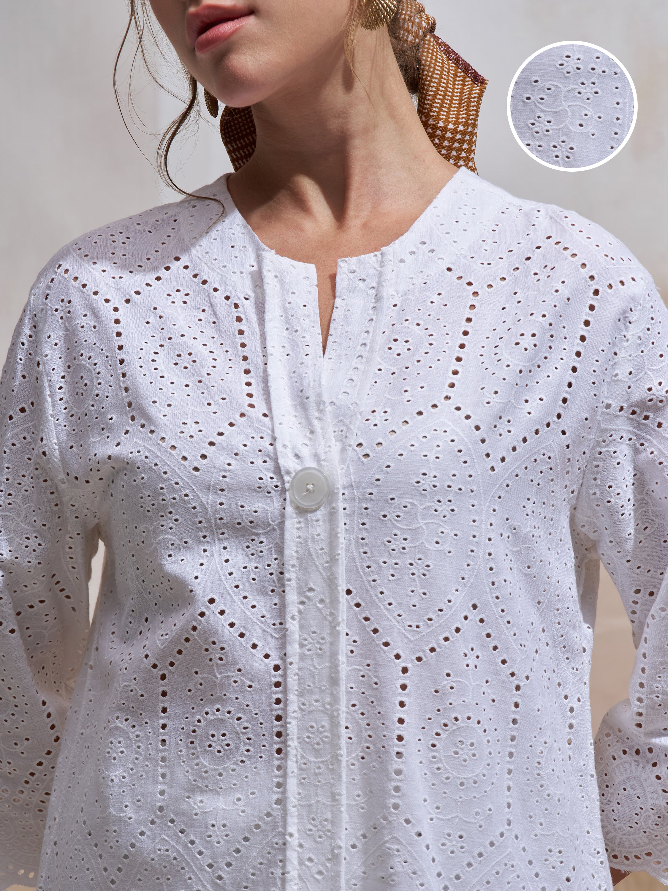 Vara By Vishudh Women White Embroidered Straight Kurta - White - Image 5