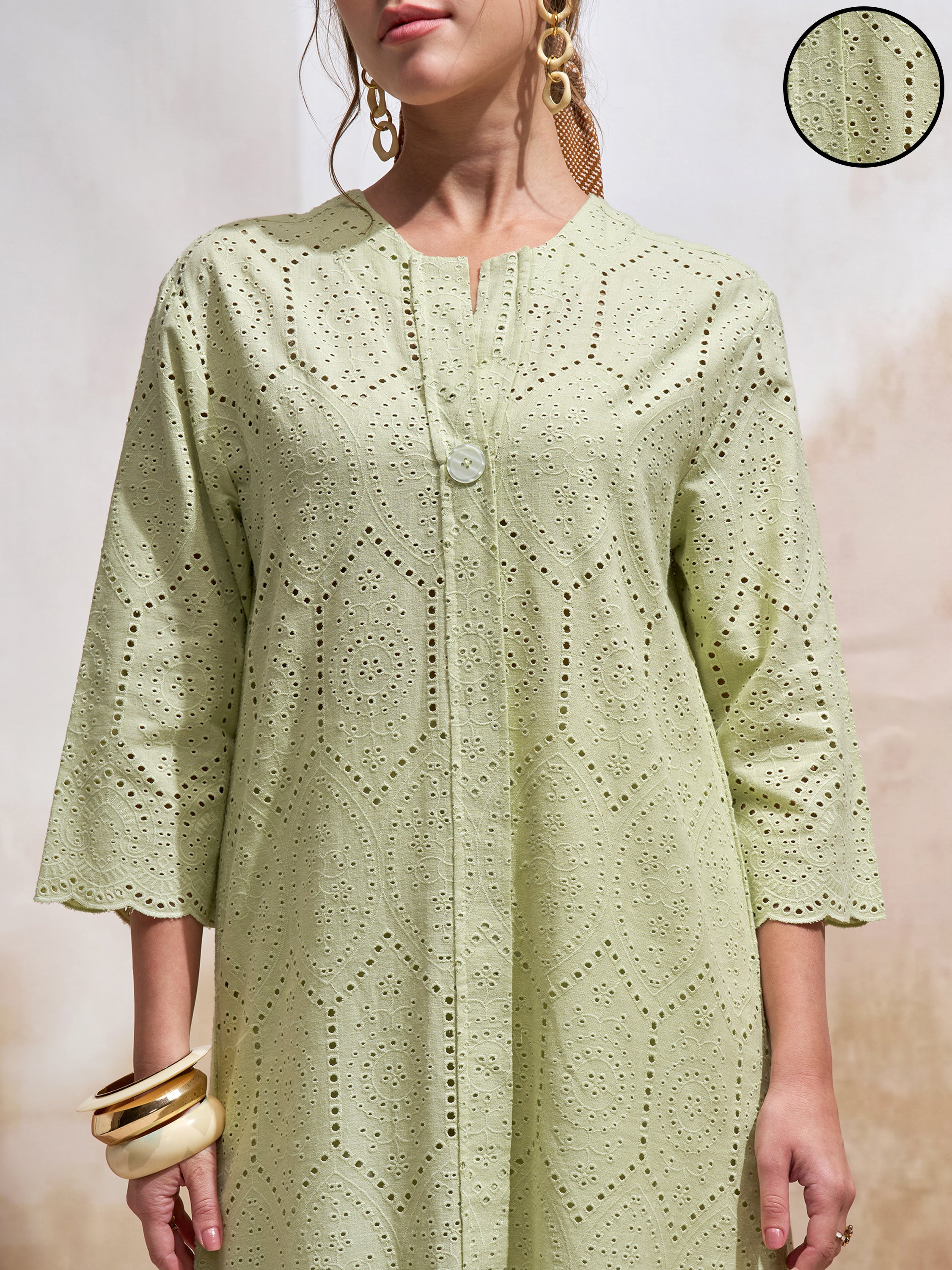 Vara By Vishudh Women Green Embroidered Straight Kurta - Green - Image 5