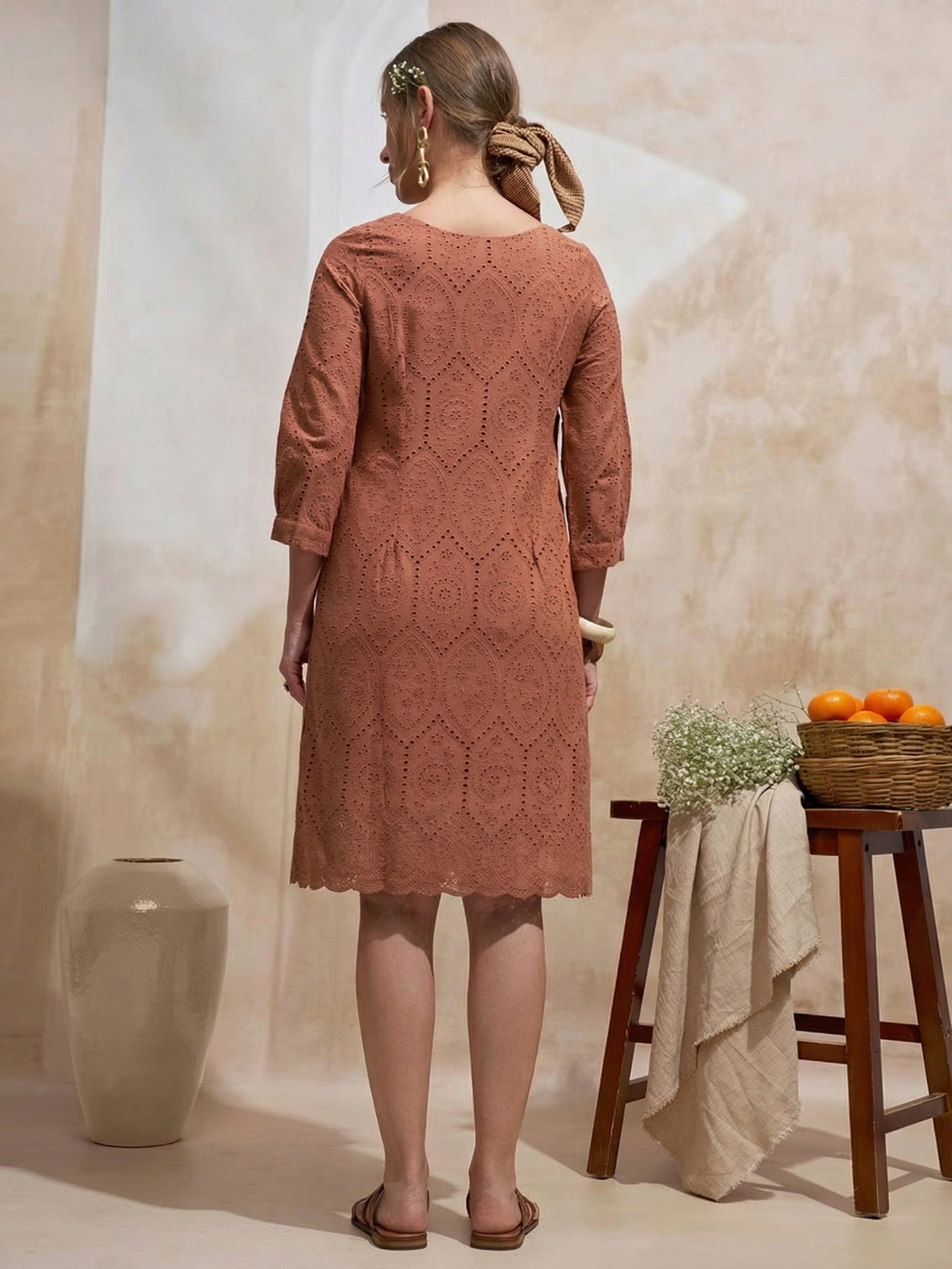 Vara By Vishudh Women Brown Embroidered Straight Kurta - Brown - Image 3