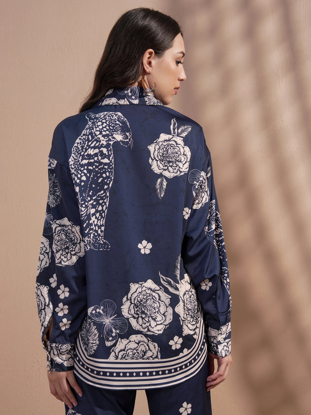 Vara By Vishudh Women Navy Blue Printed Casual Shirt - Navy Blue - Image 3