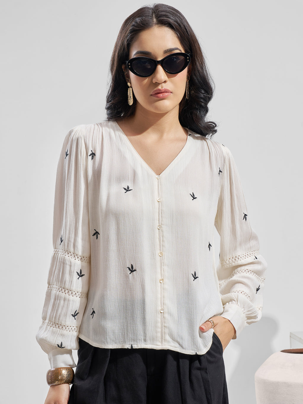 Vara By Vishudh Women Off White Embroidered Tunic - Off White - Image 1